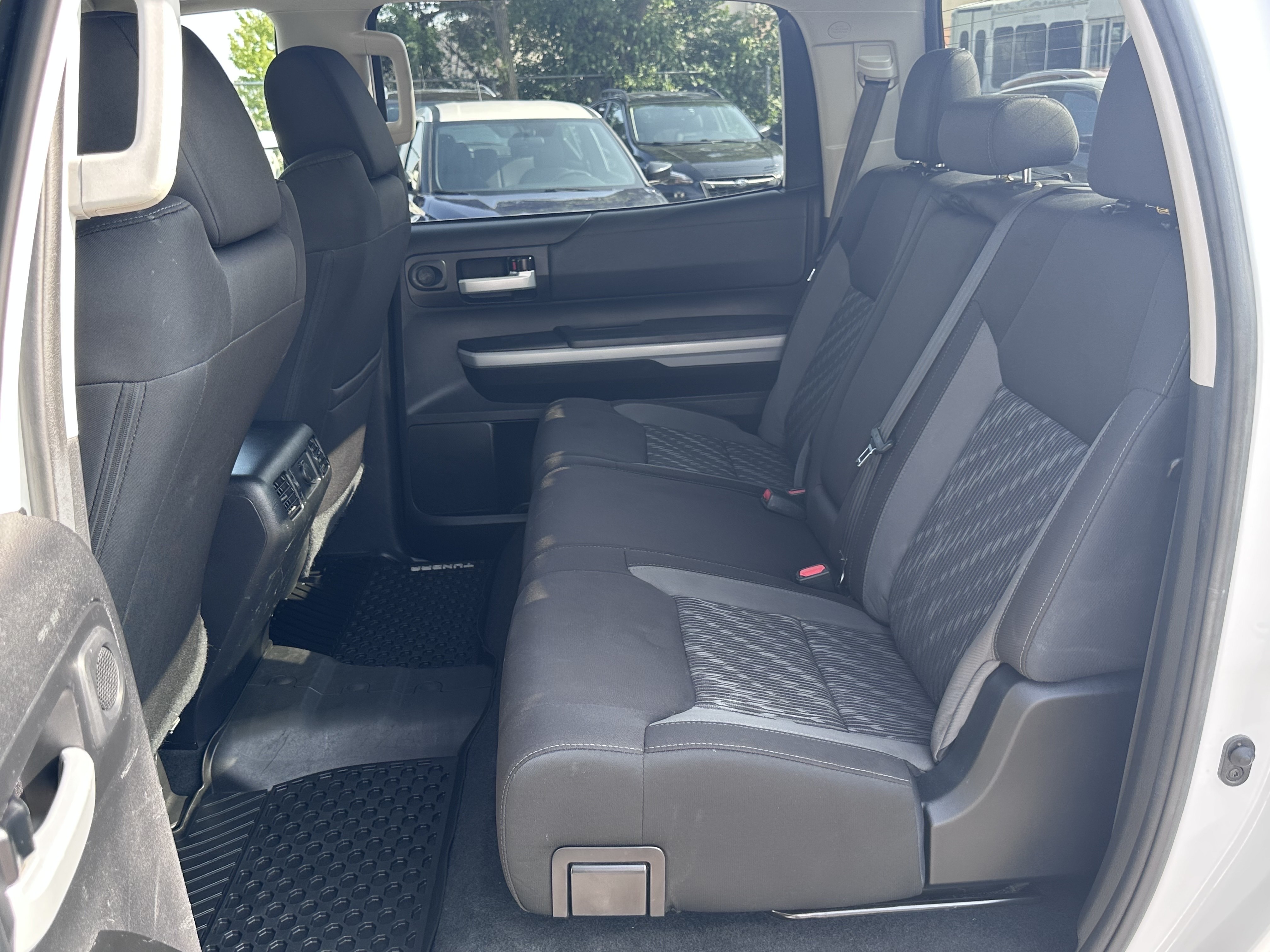/klautosales/2021-Toyota-Tundra-9788739540653677.jpg