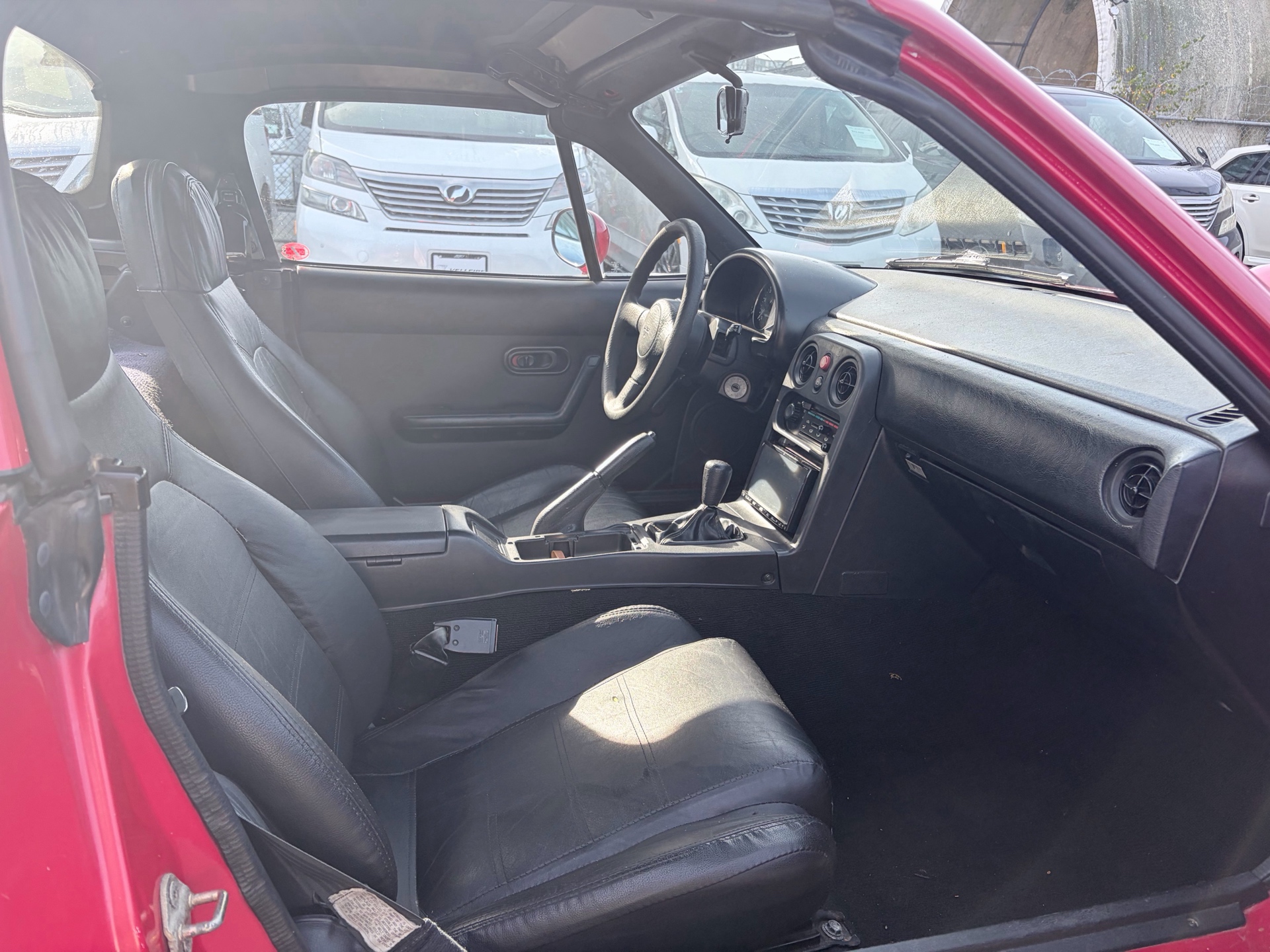 Vehicle photo 10