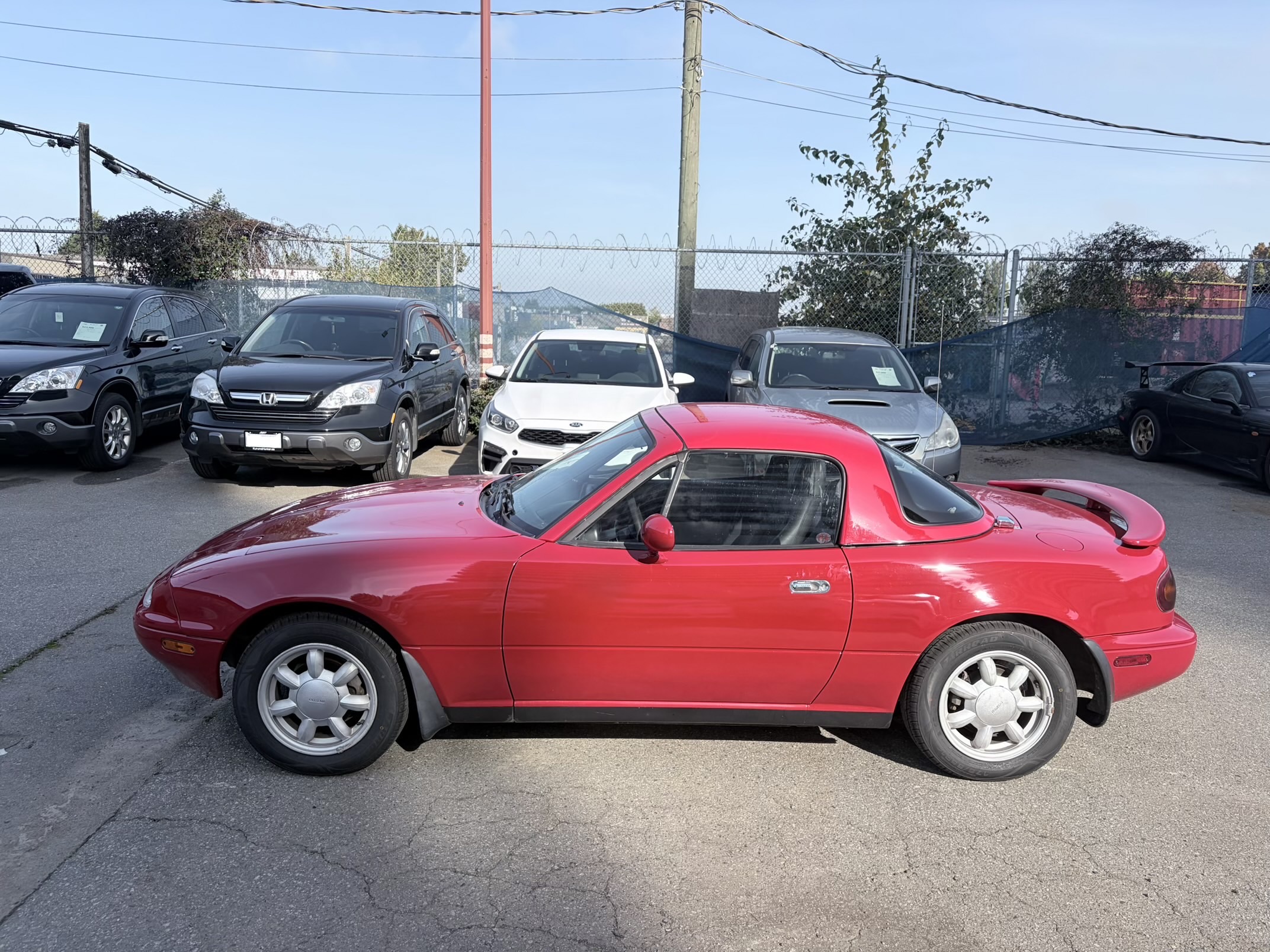 Vehicle photo 4