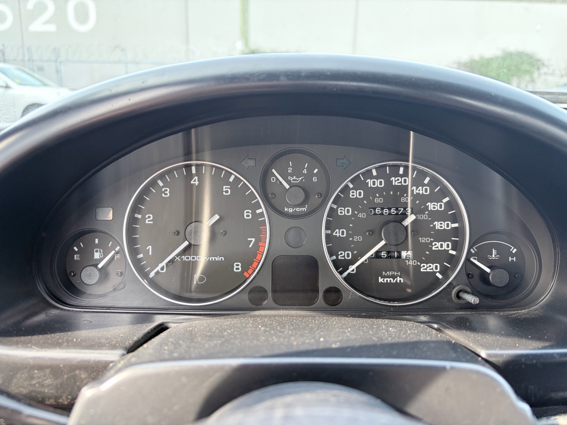 Vehicle photo 11