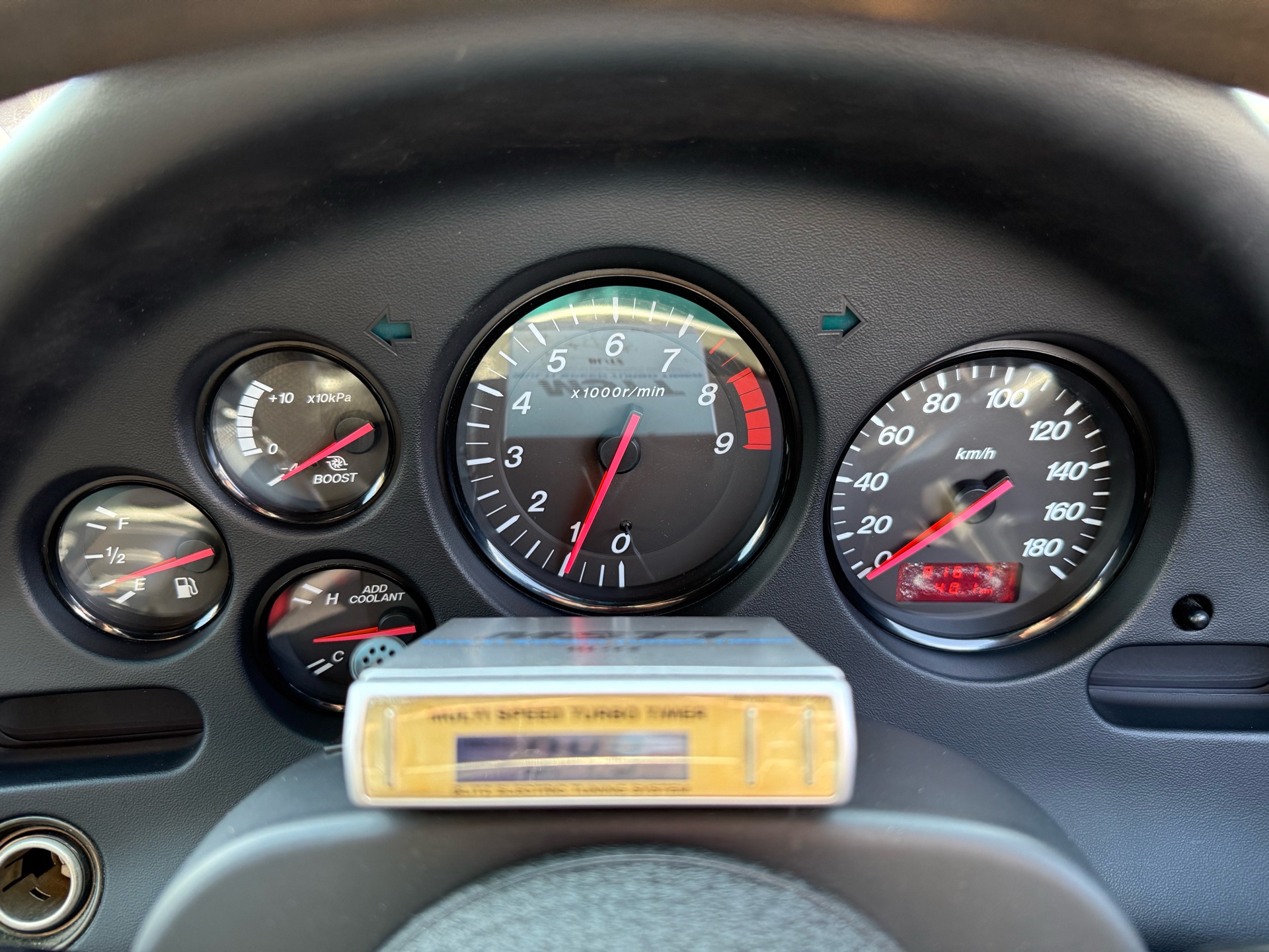 Vehicle photo 5