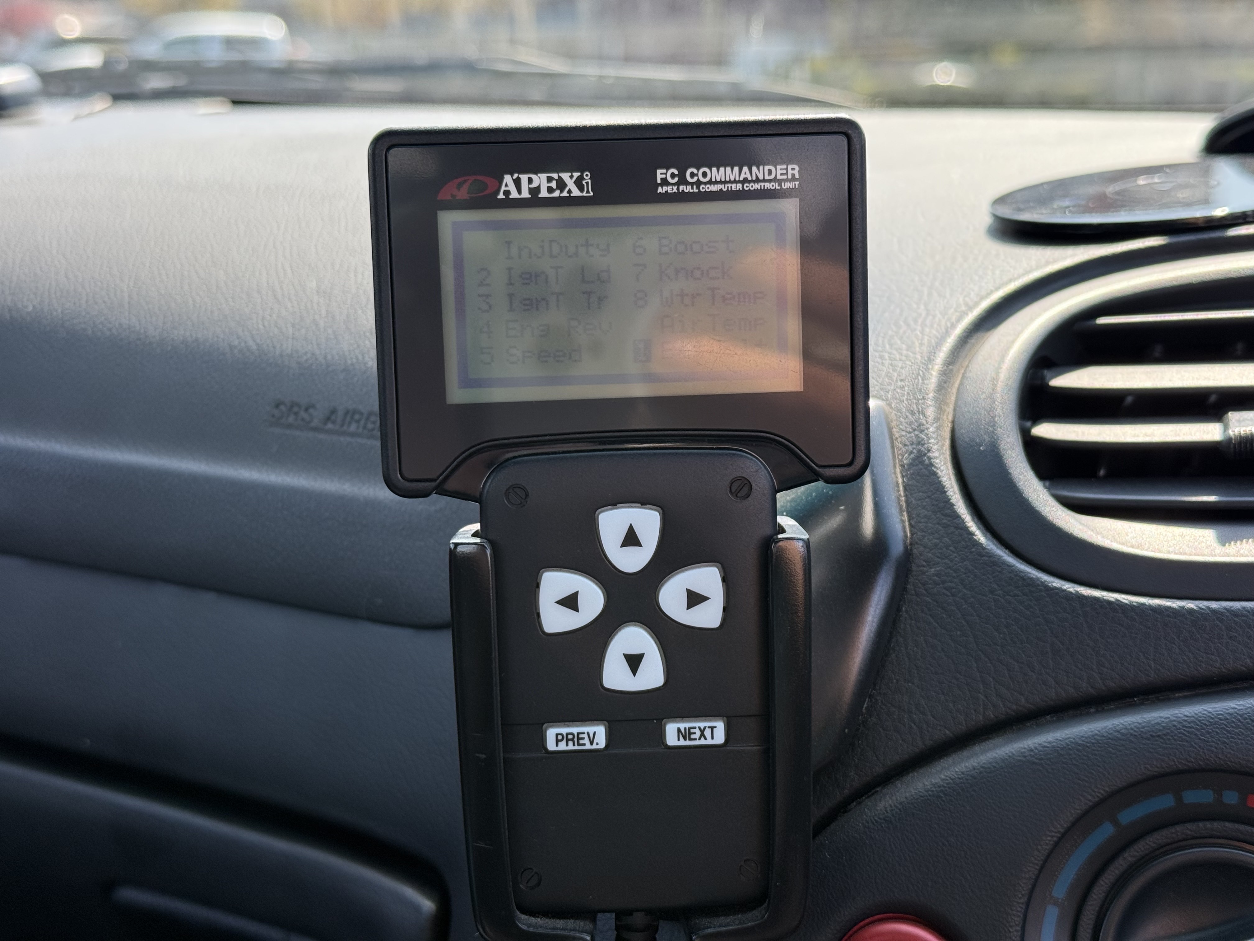 Vehicle photo 7