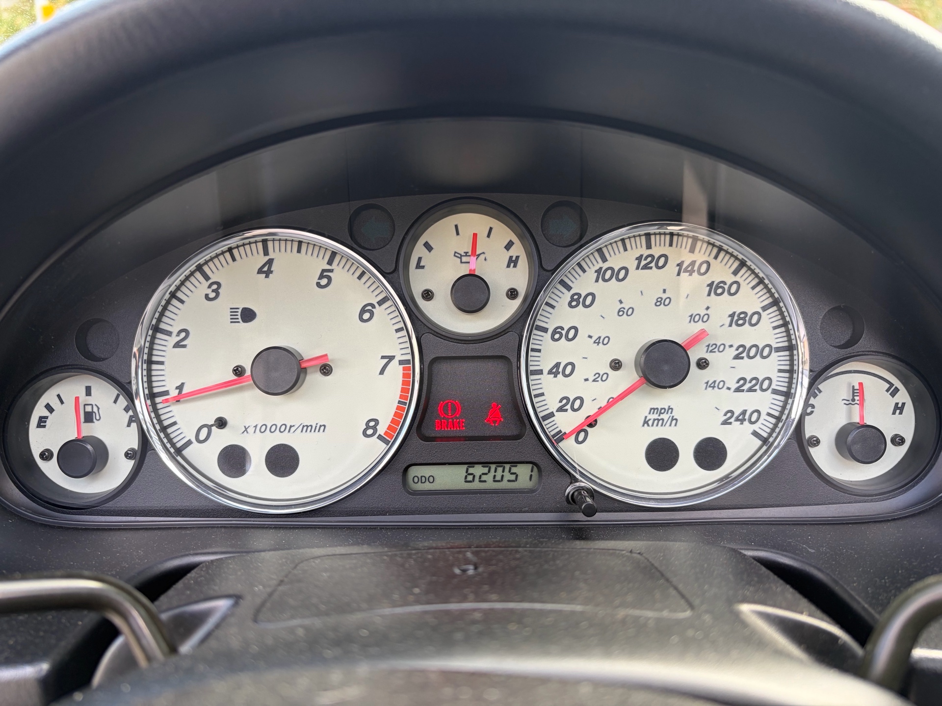 Vehicle photo 12