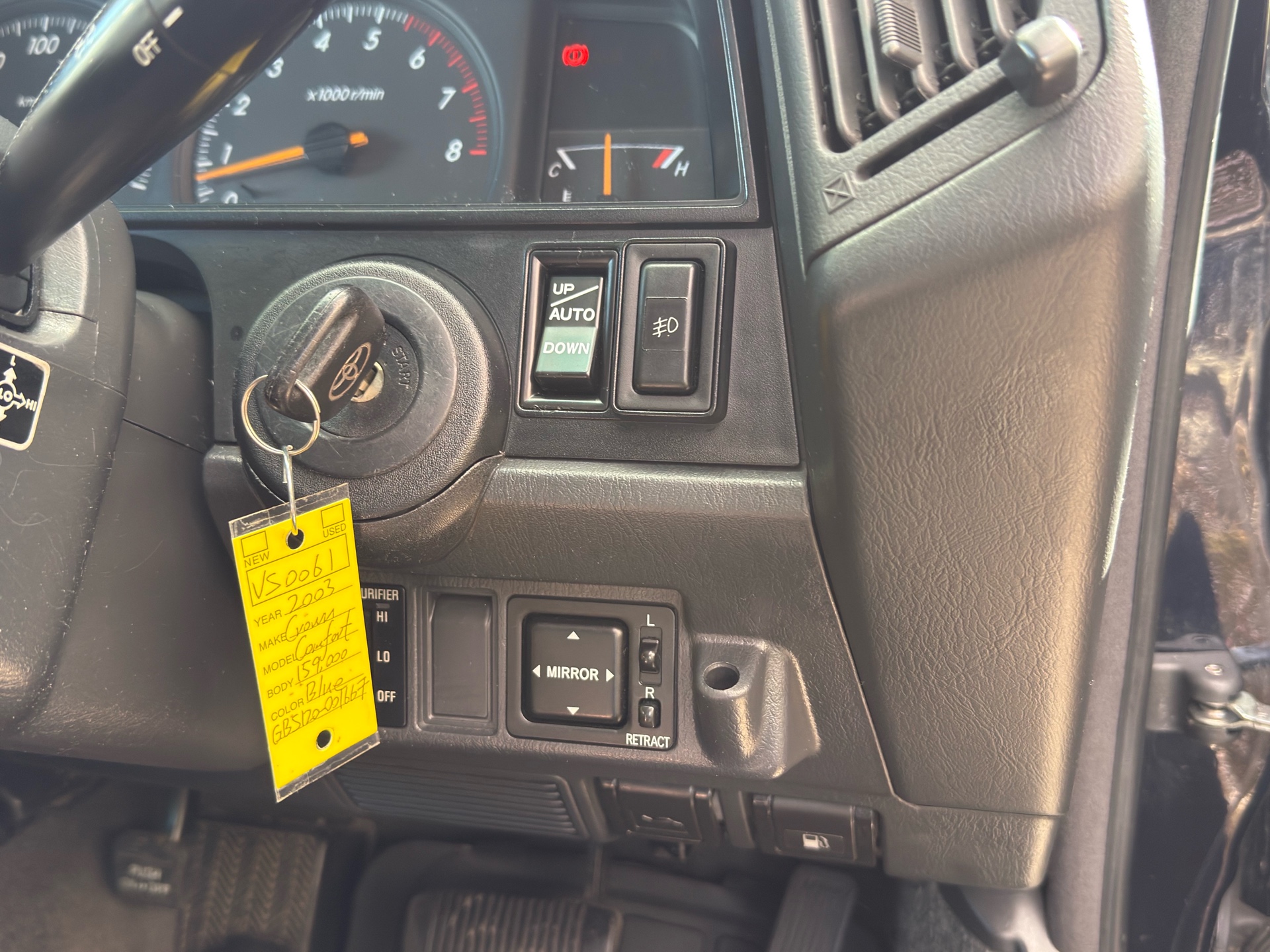 Vehicle photo 10