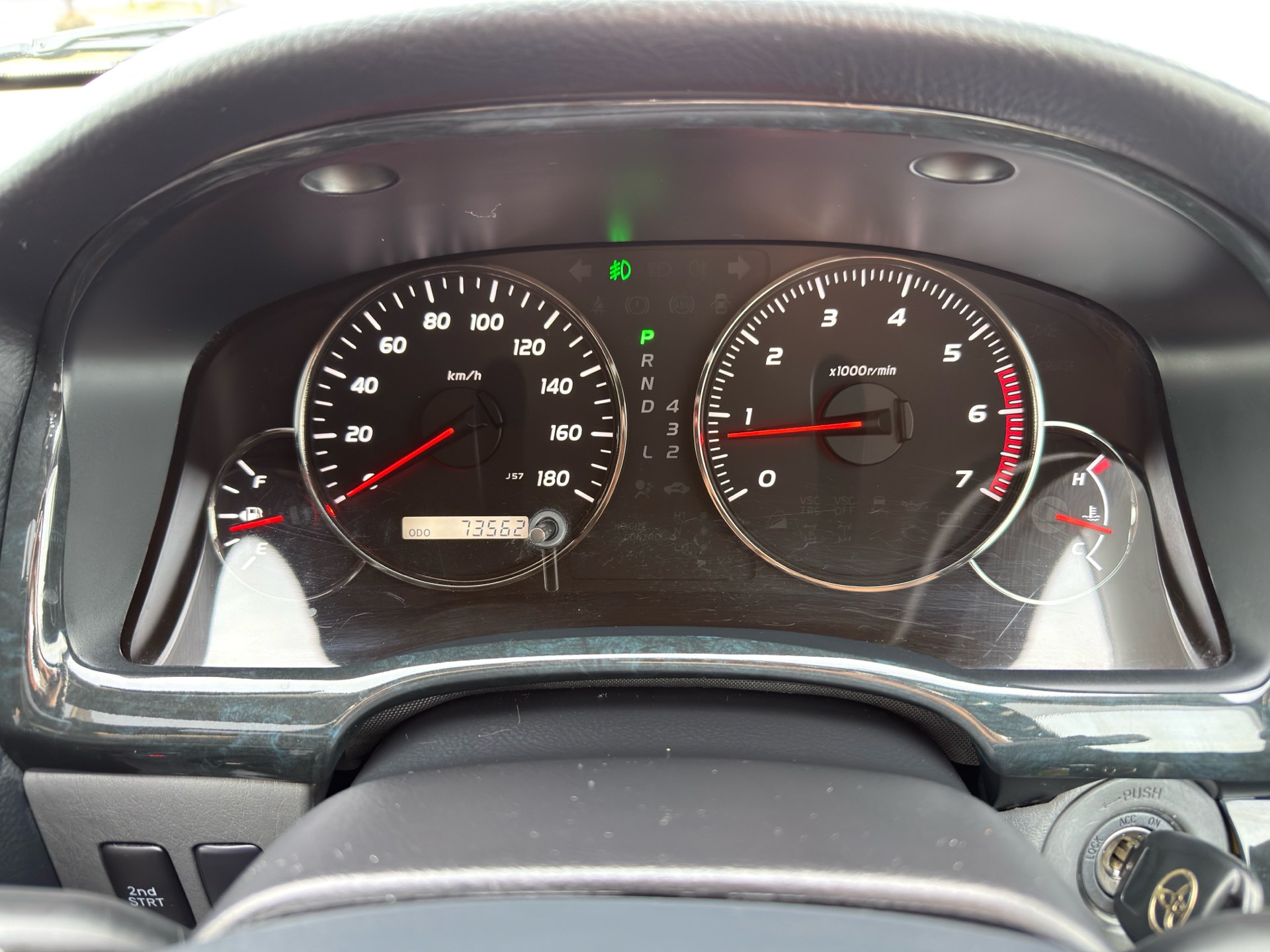 Vehicle photo 7