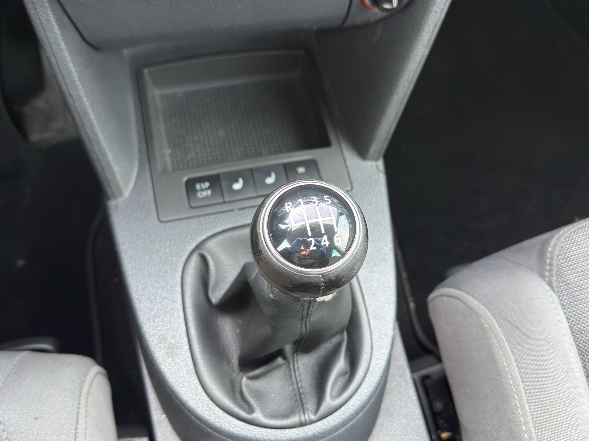 Vehicle photo 10