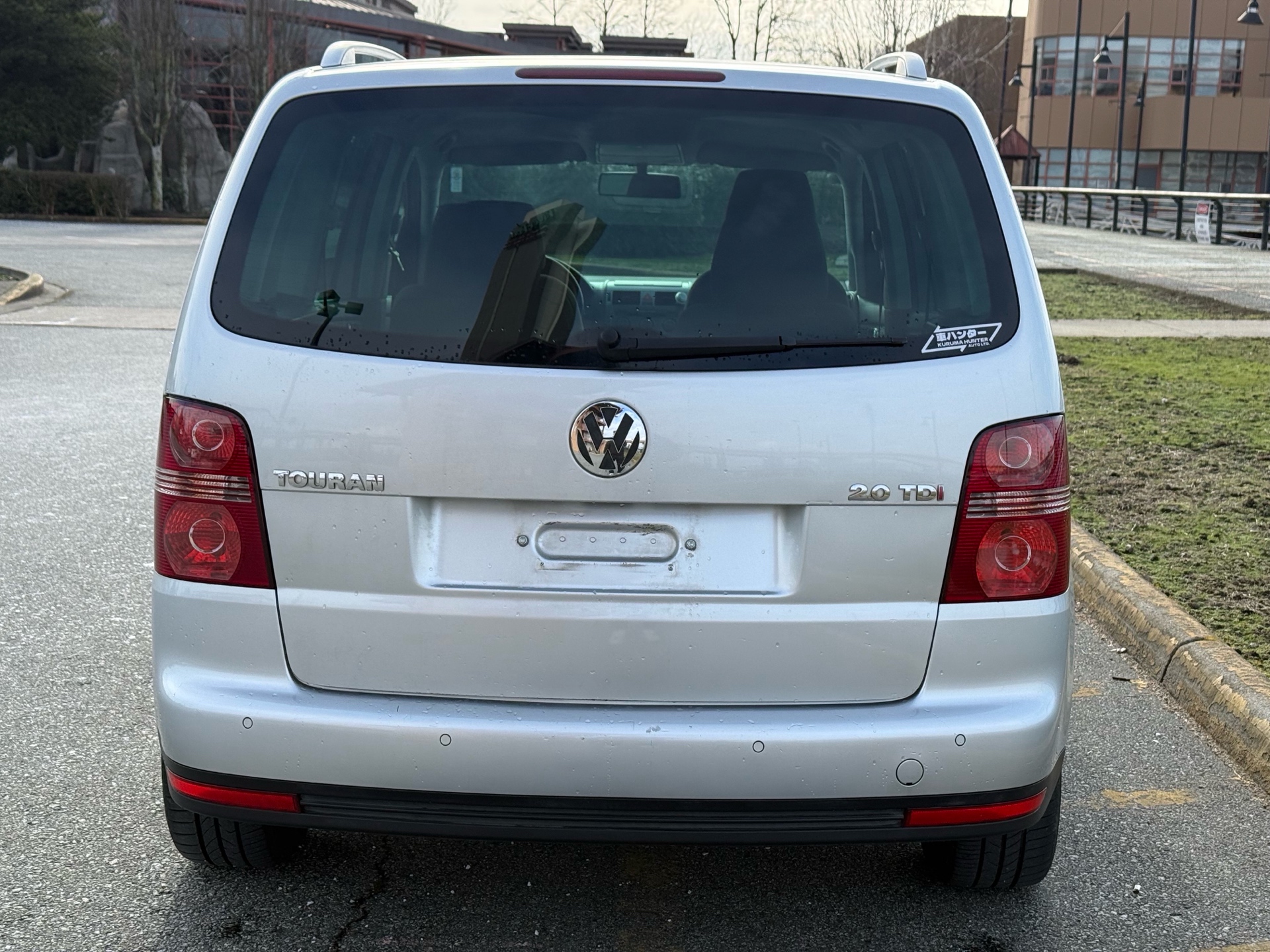 Vehicle photo 5