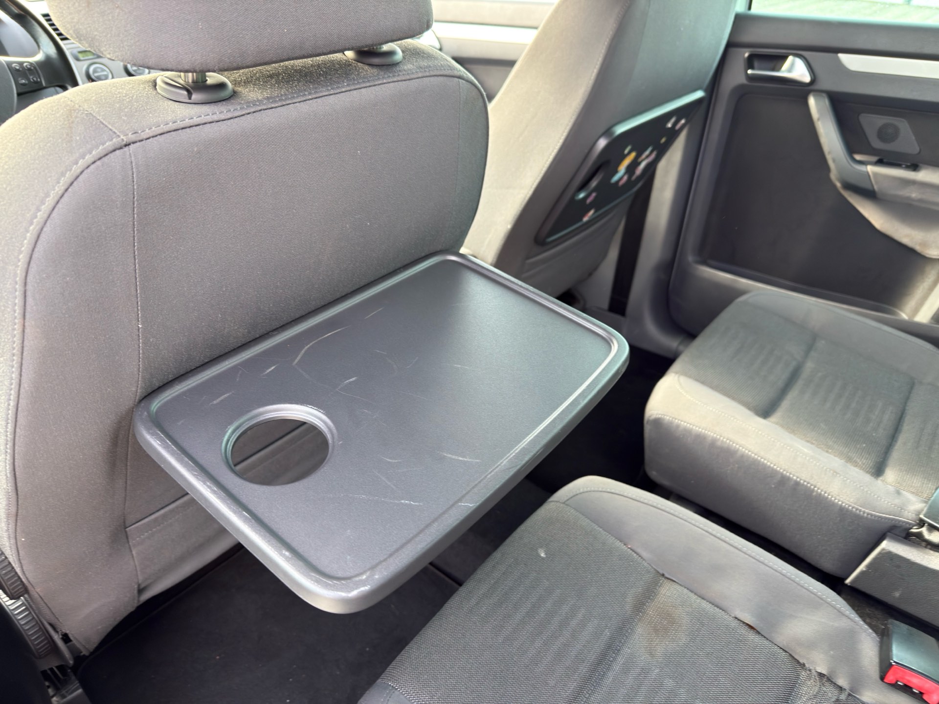 Vehicle photo 17