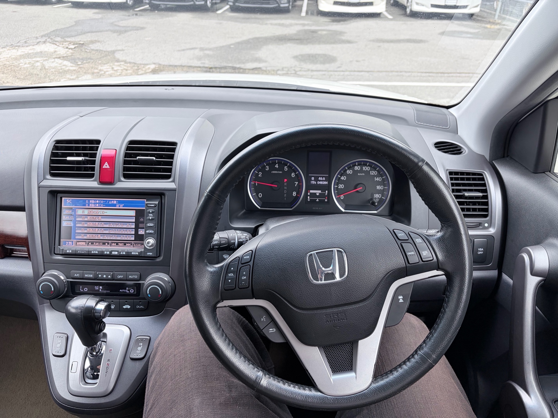 Vehicle photo 9