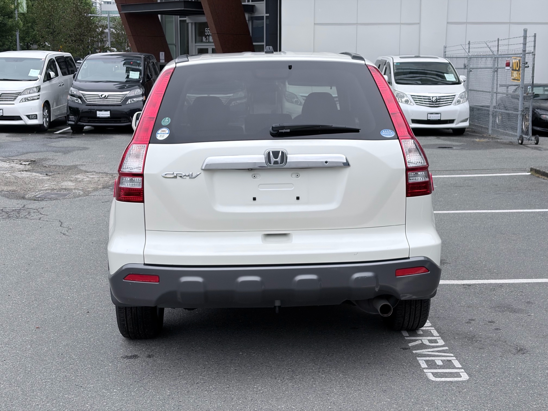 Vehicle photo 6