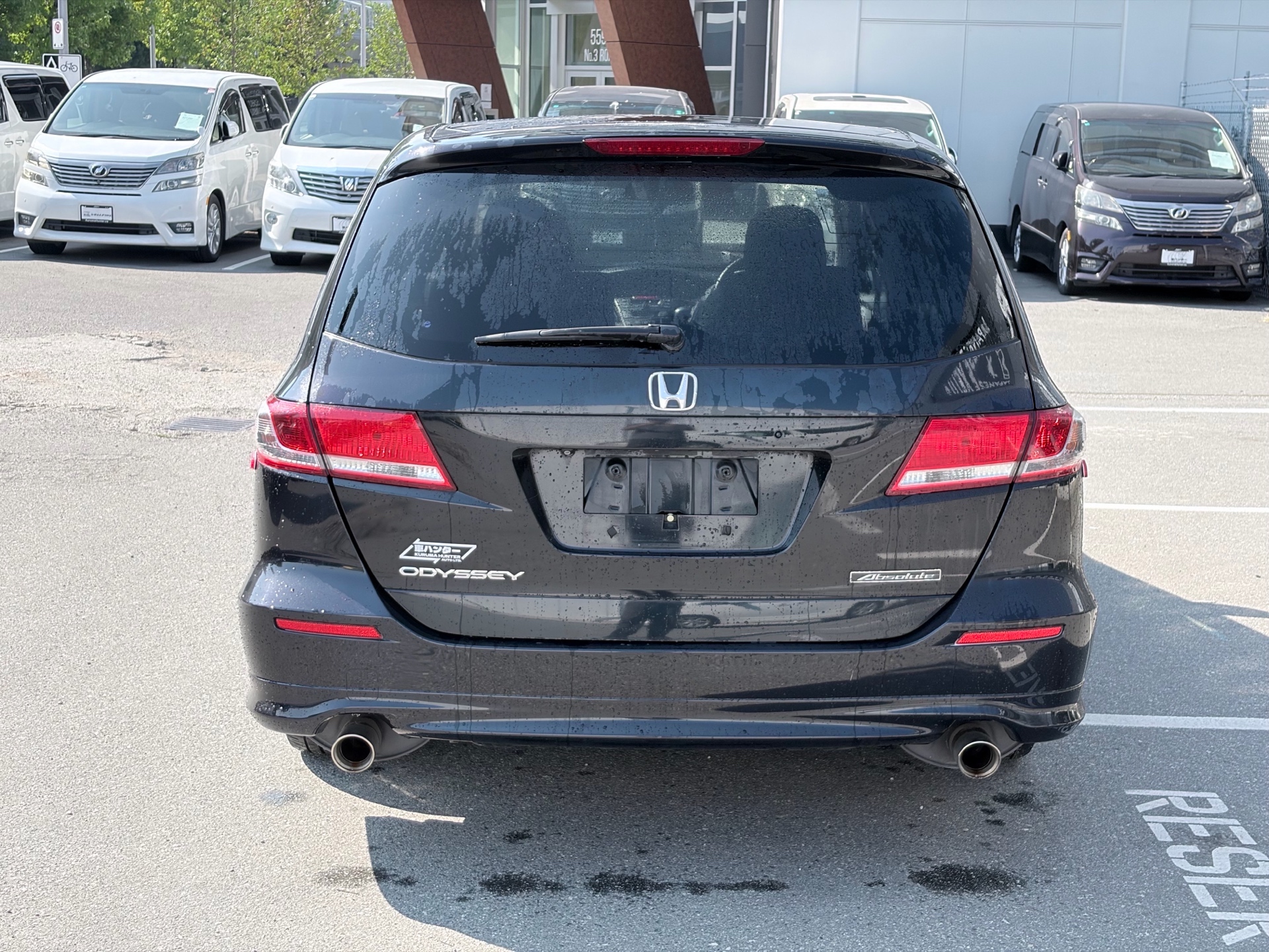 Vehicle photo 6