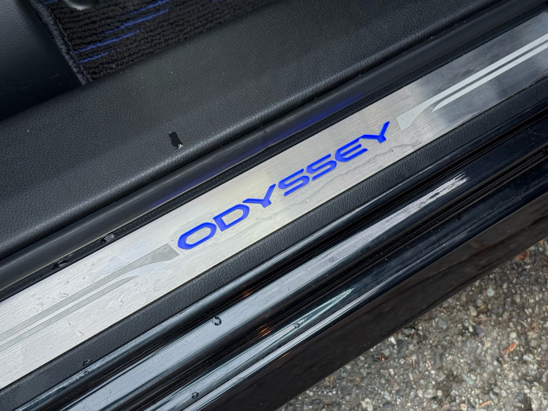 Vehicle photo 14