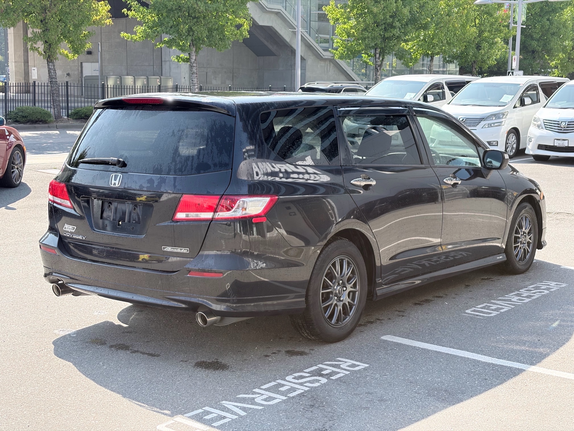 Vehicle photo 7