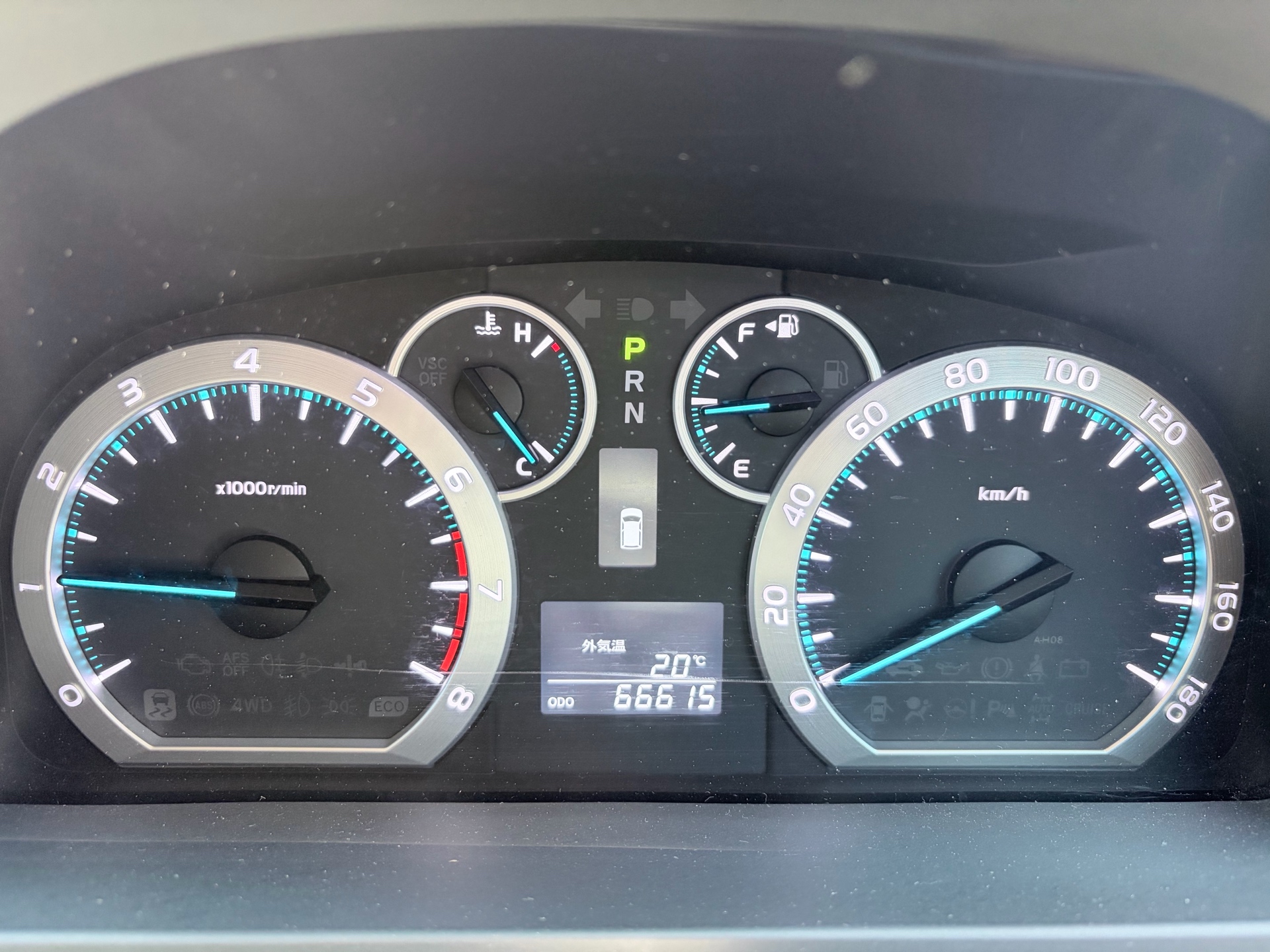 Vehicle photo 9