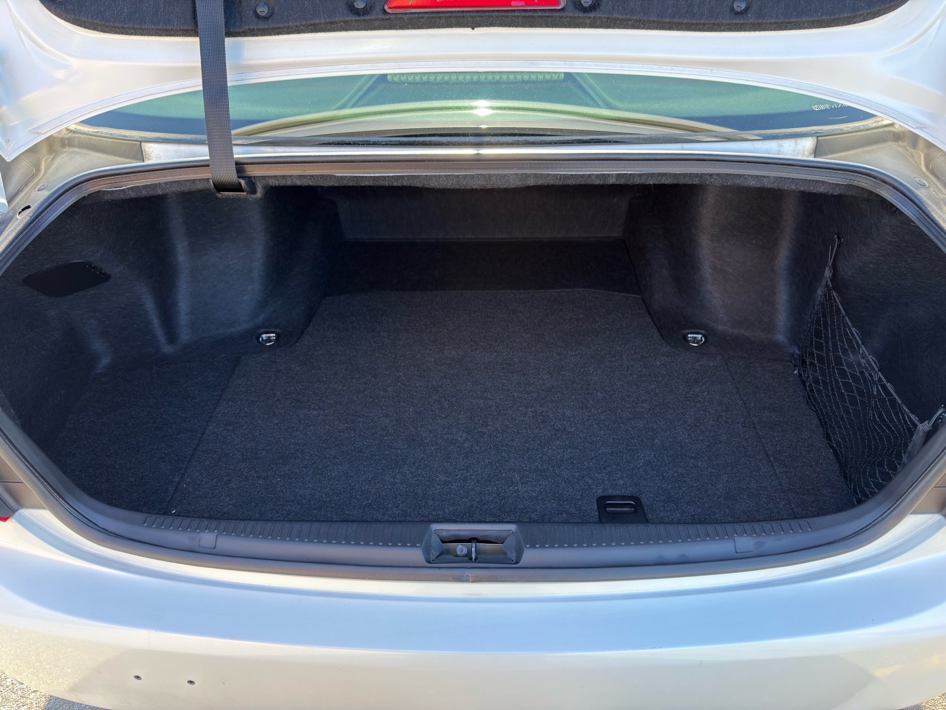 Vehicle photo 16