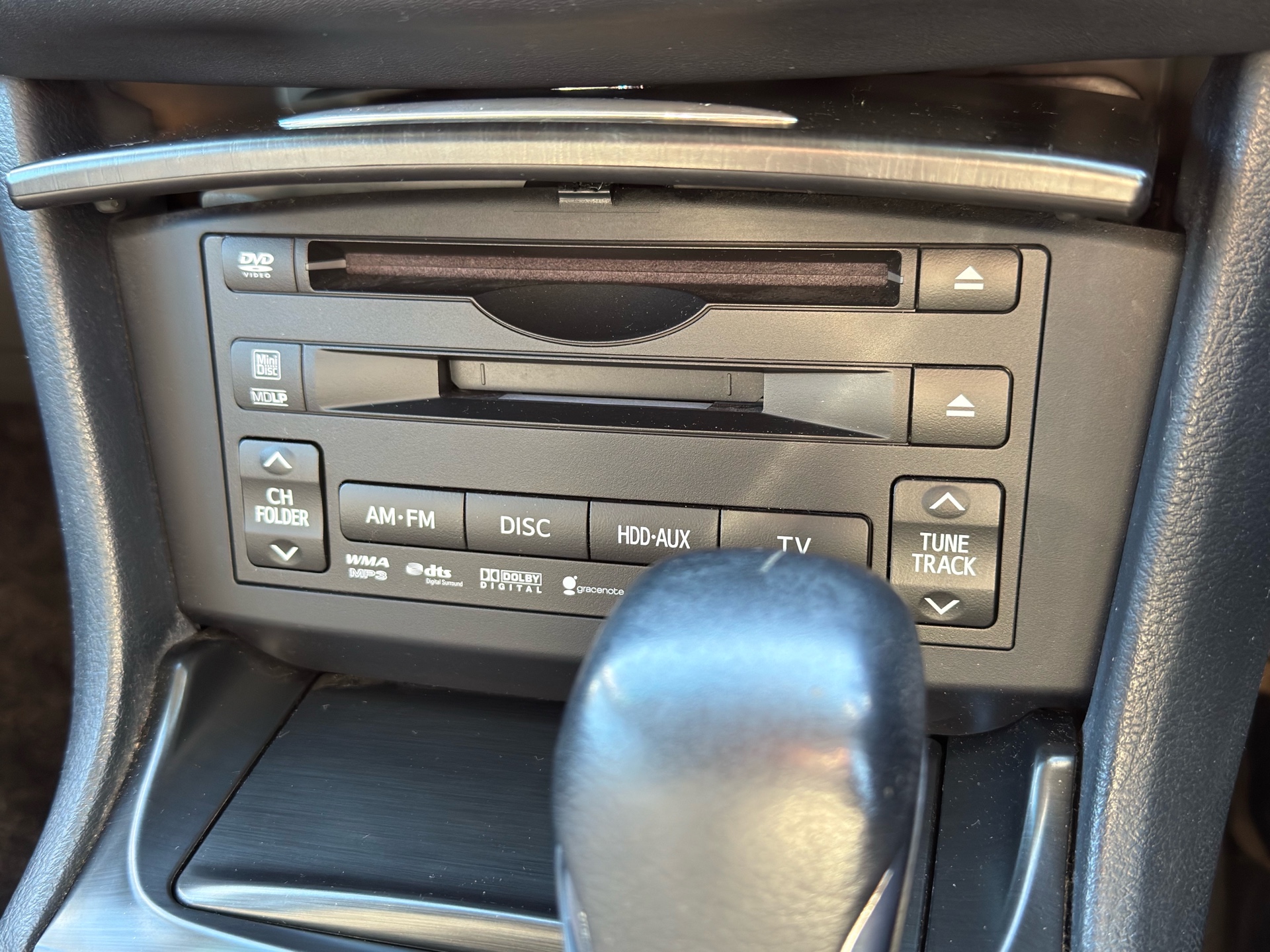 Vehicle photo 8
