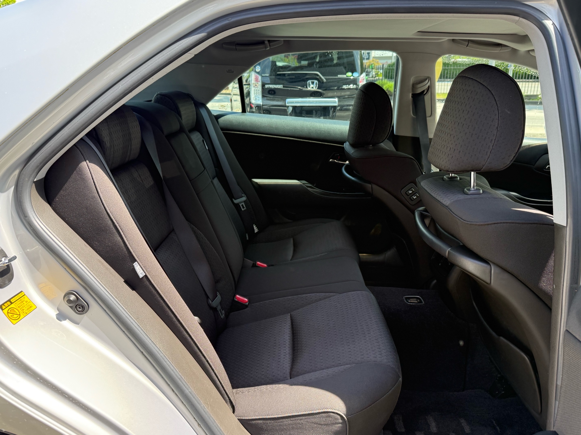 Vehicle photo 15