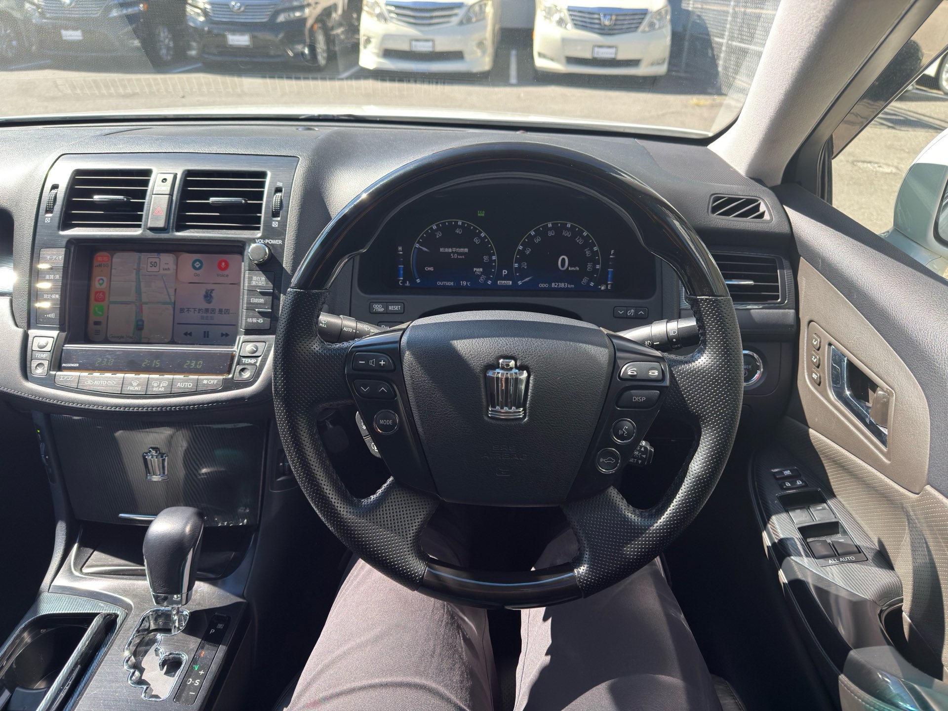 Vehicle photo 6