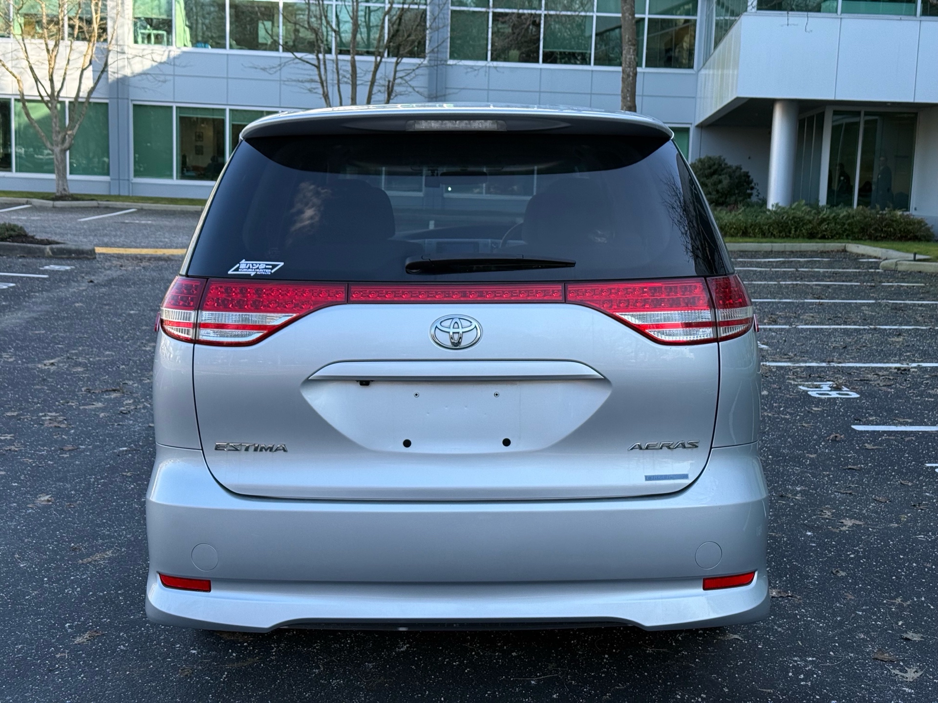 Vehicle photo 5