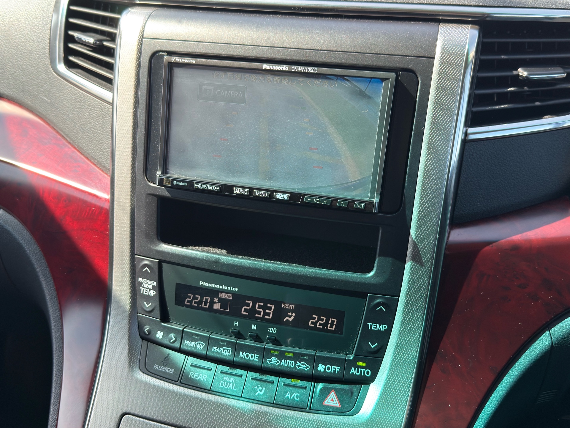 Vehicle photo 8