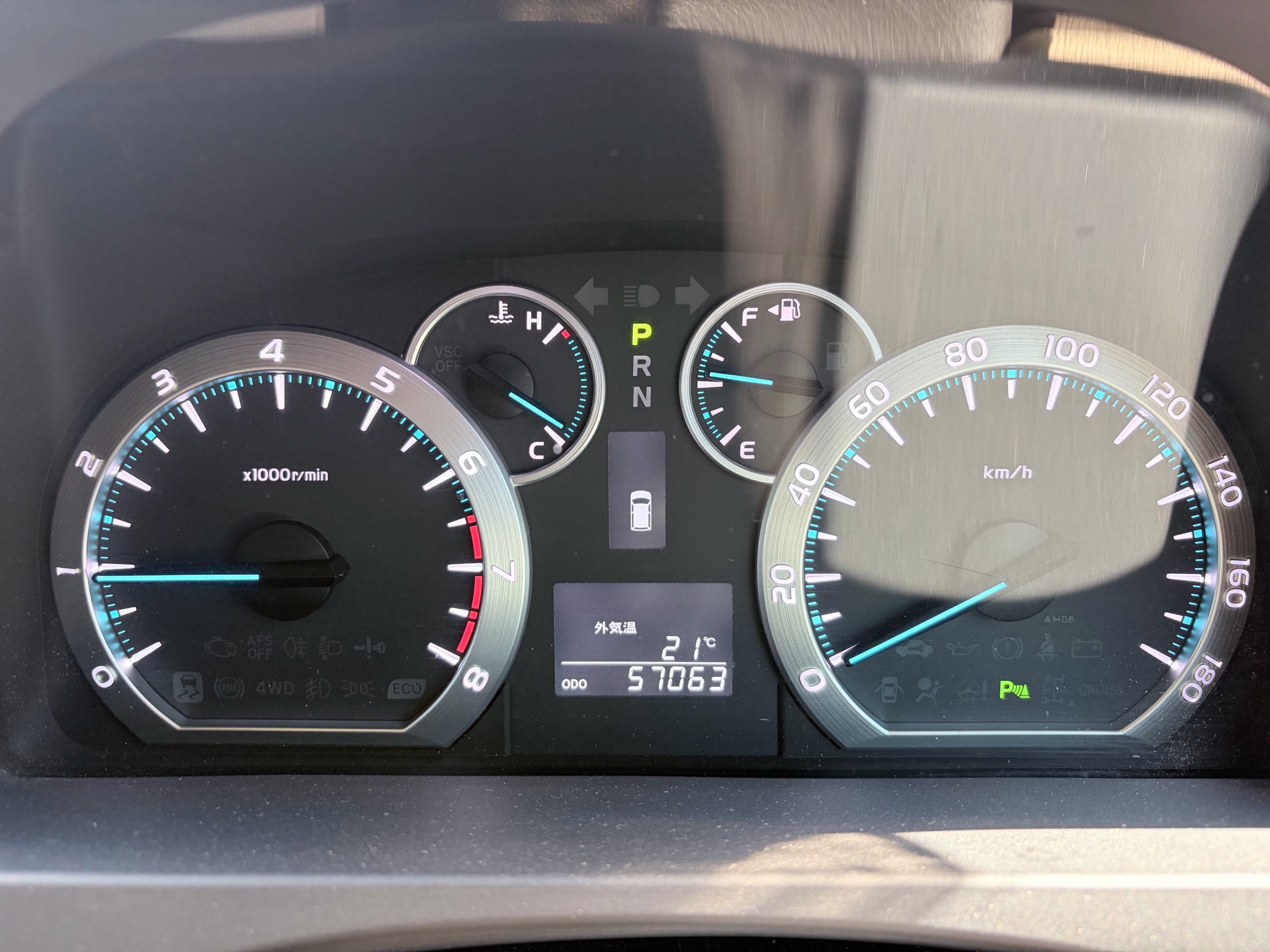 Vehicle photo 9