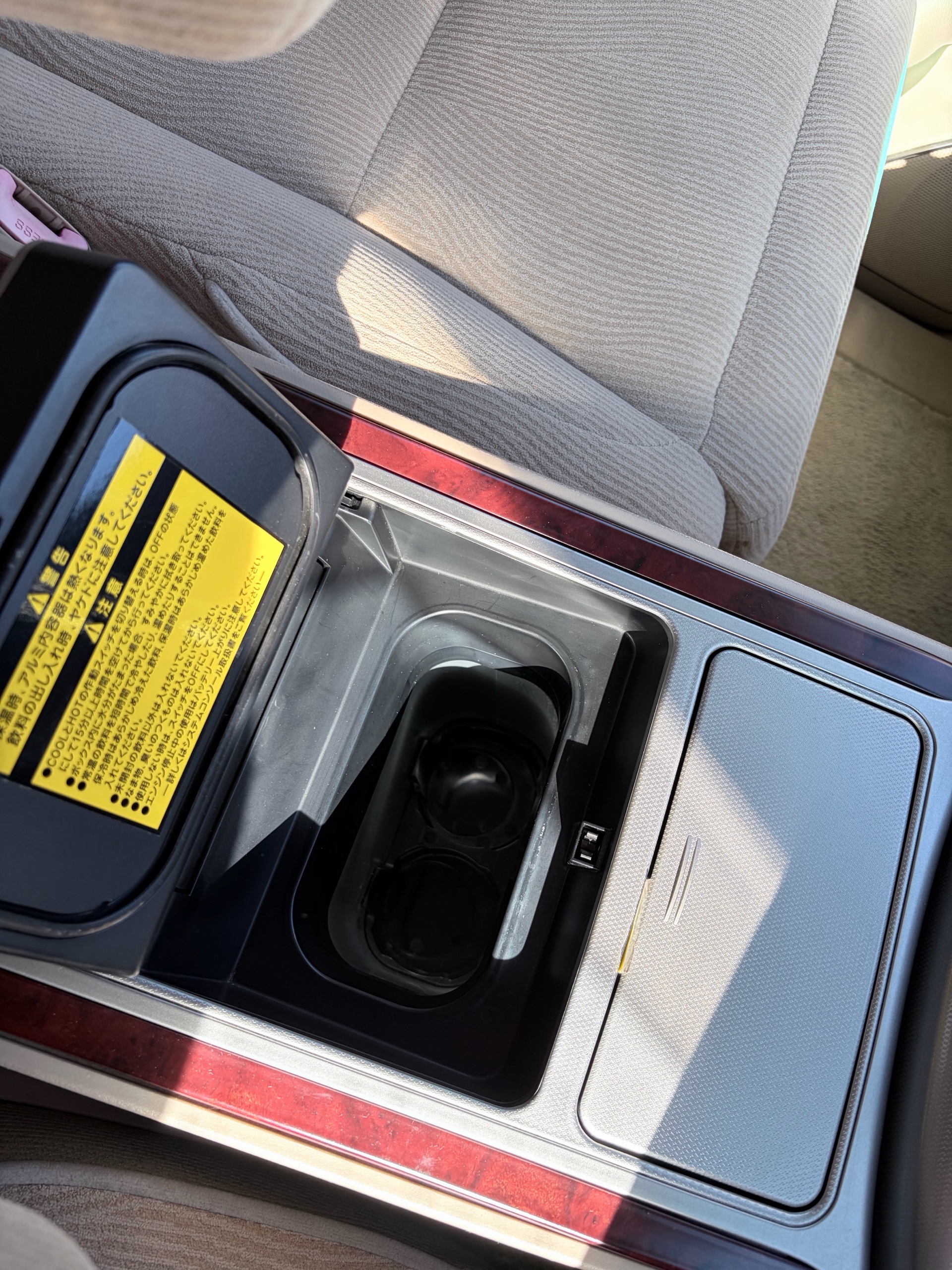 Vehicle photo 21