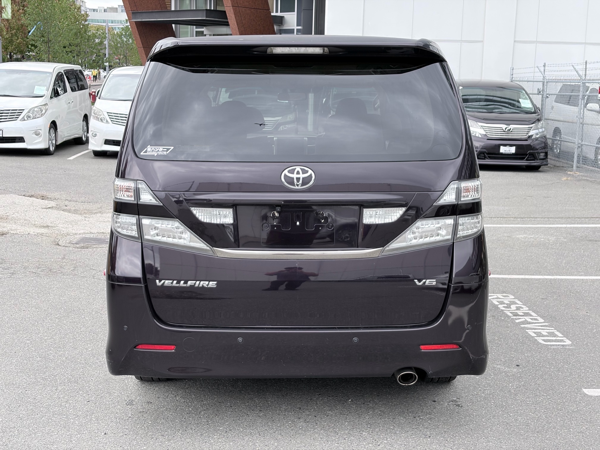 Vehicle photo 6
