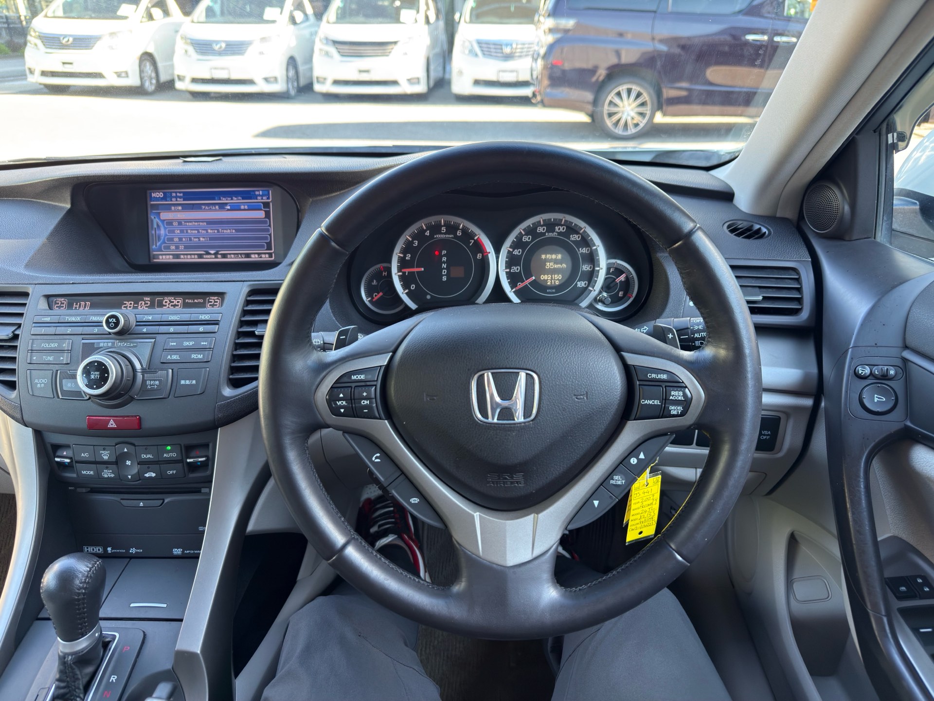 Vehicle photo 6