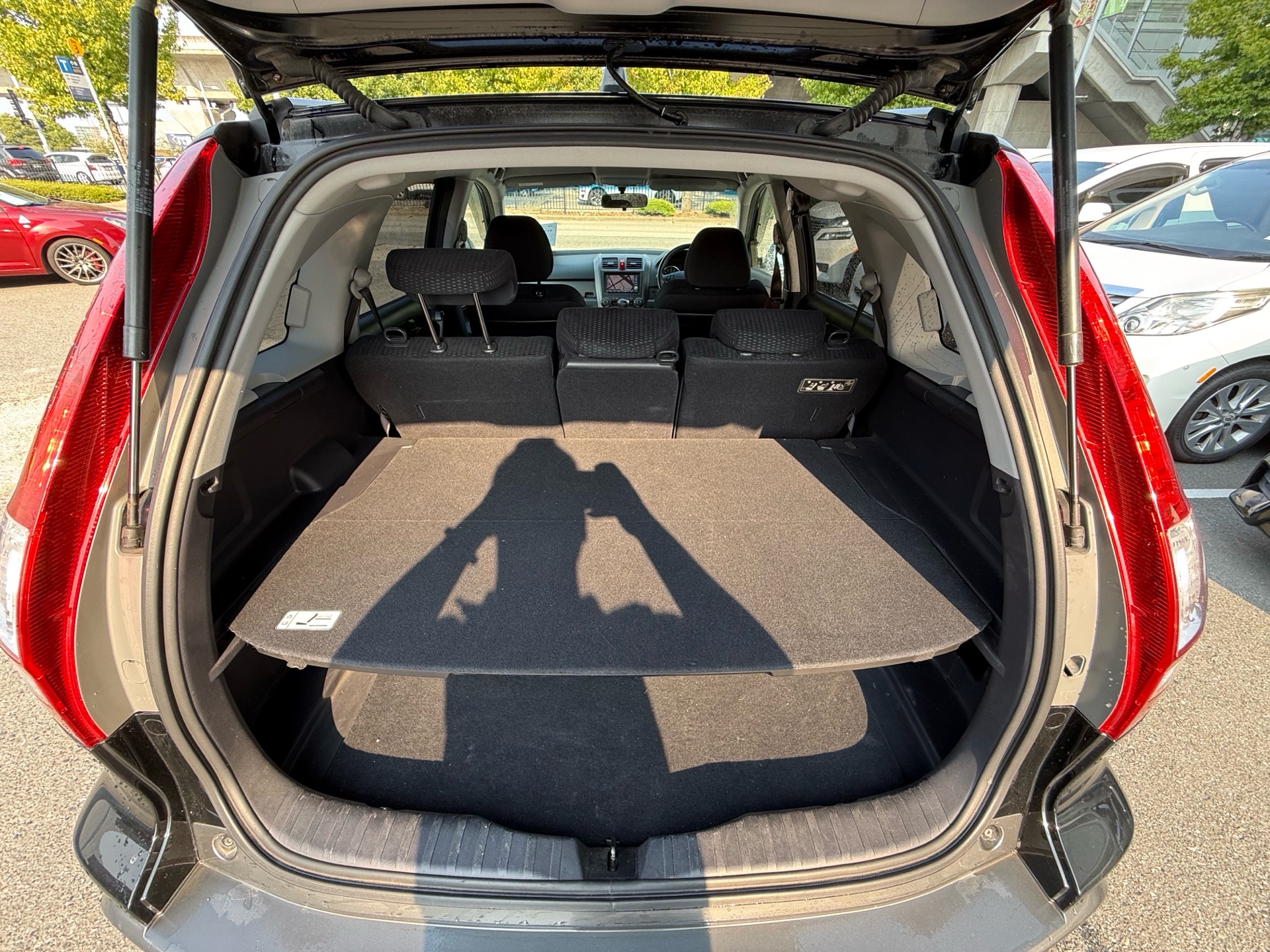 Vehicle photo 16