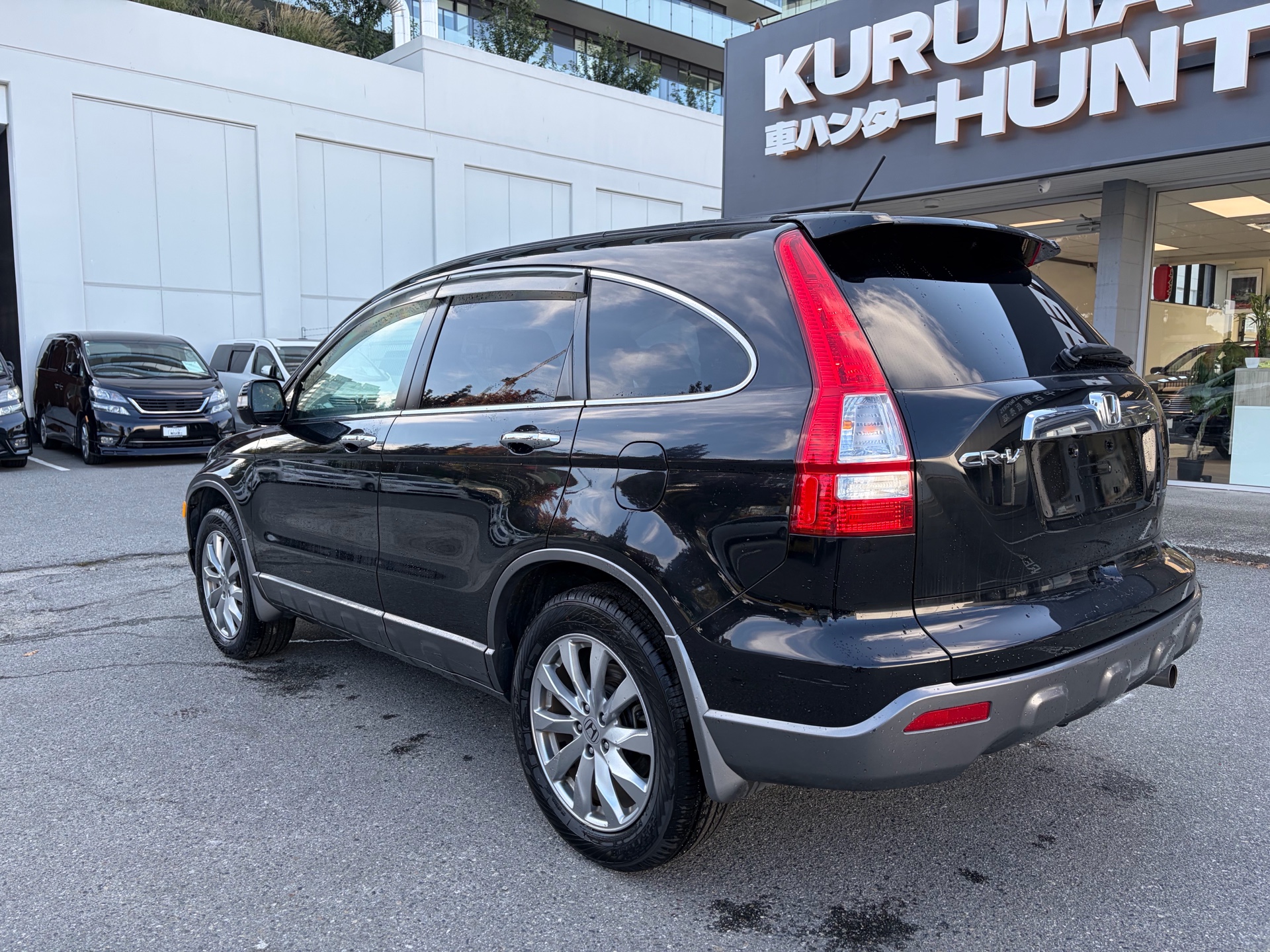 Vehicle photo 6