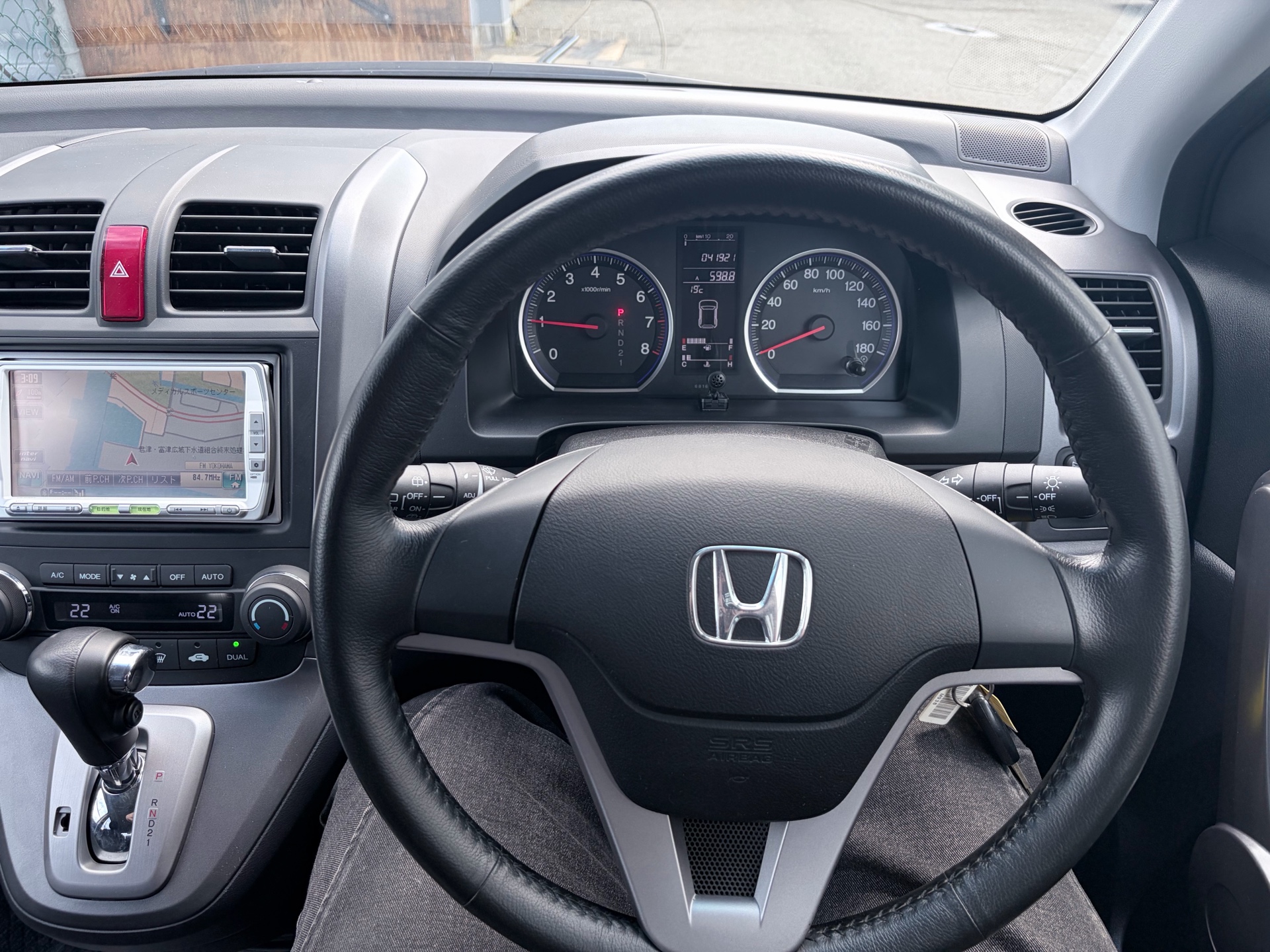 Vehicle photo 9