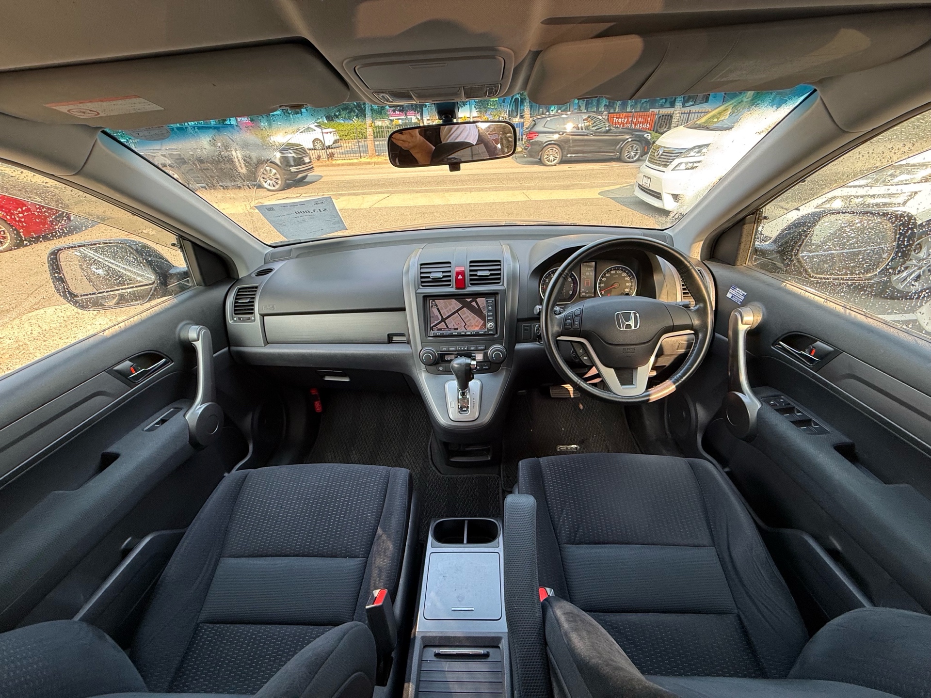 Vehicle photo 13