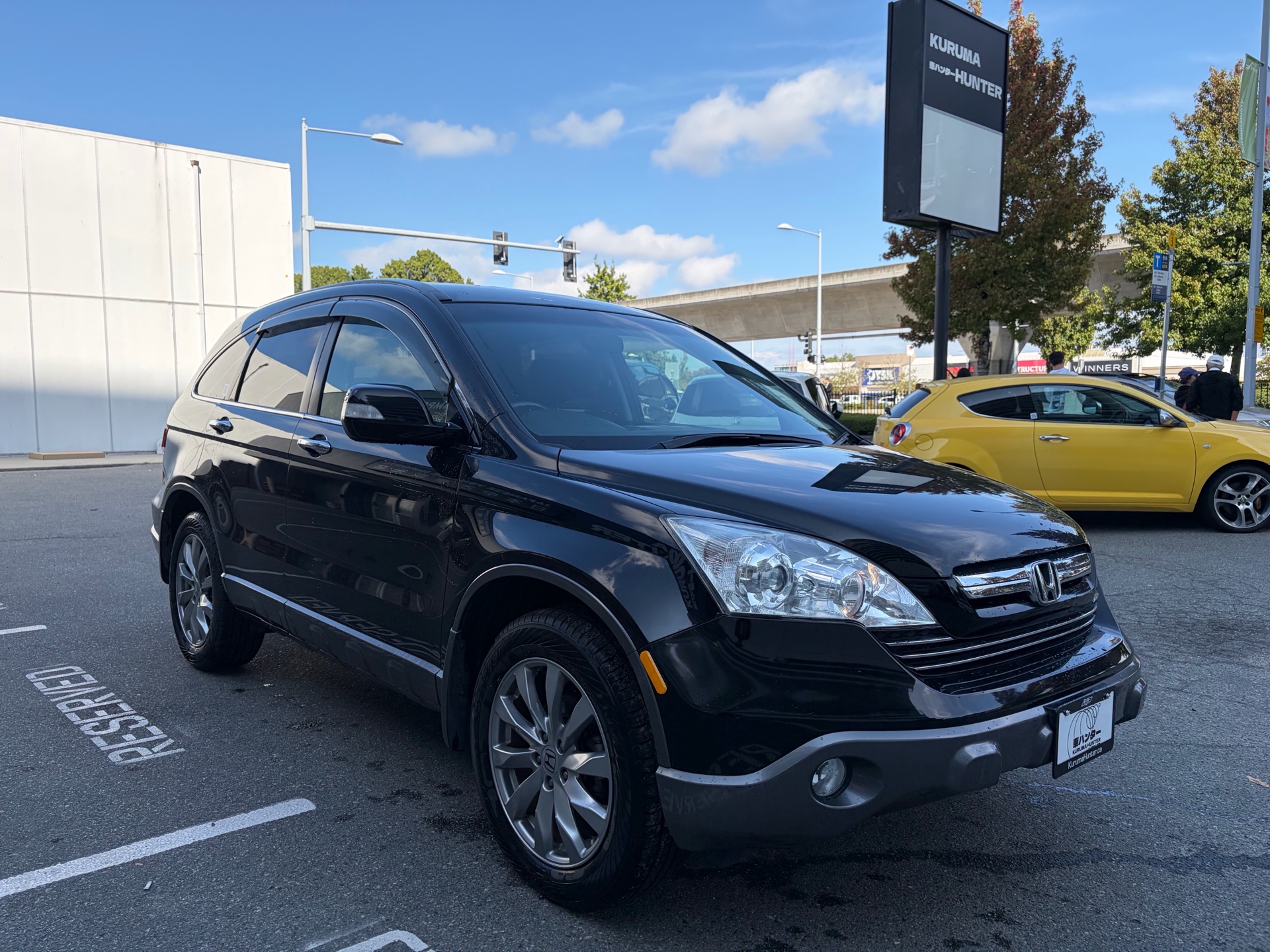 Vehicle photo 3