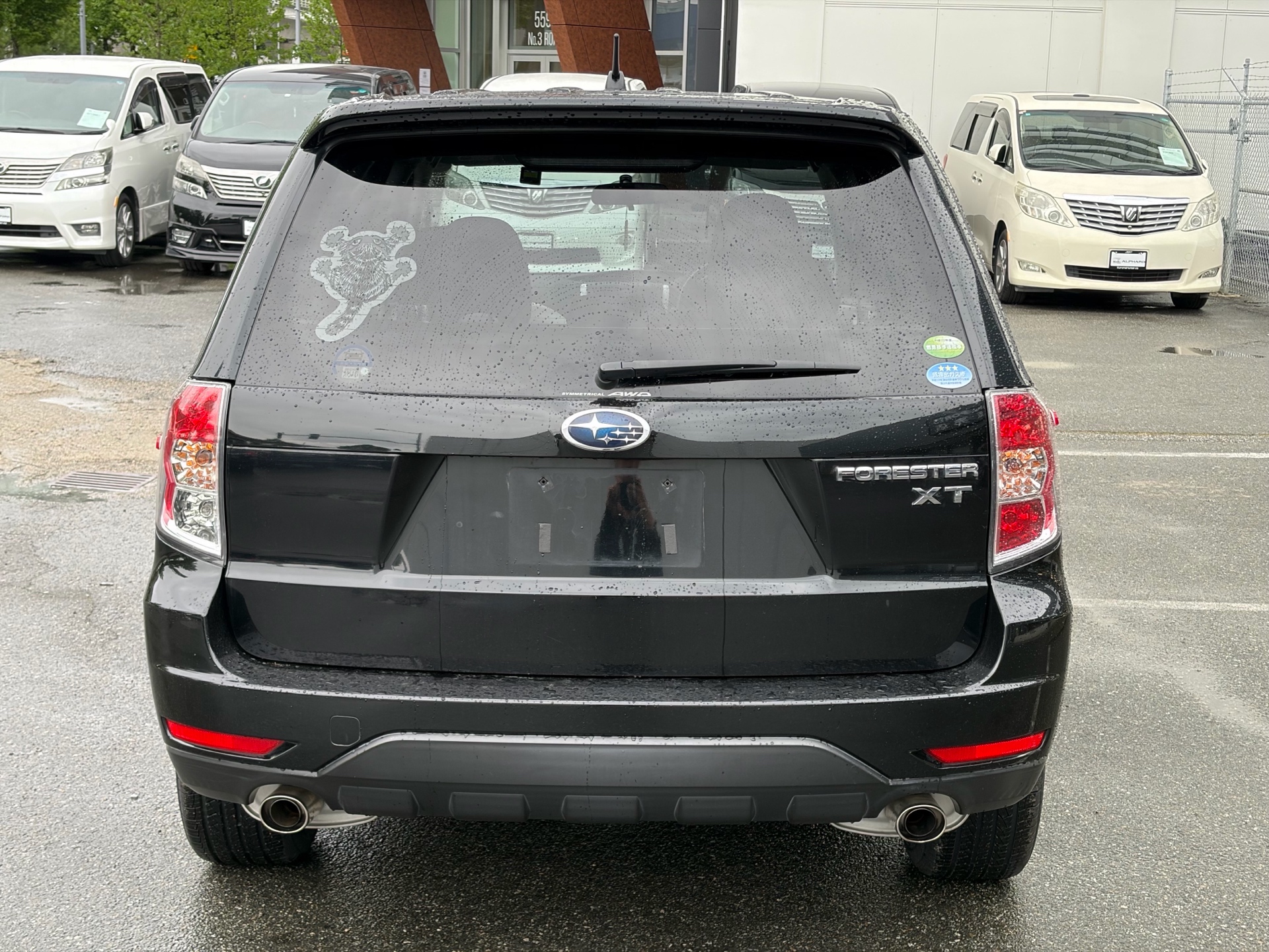 Vehicle photo 5