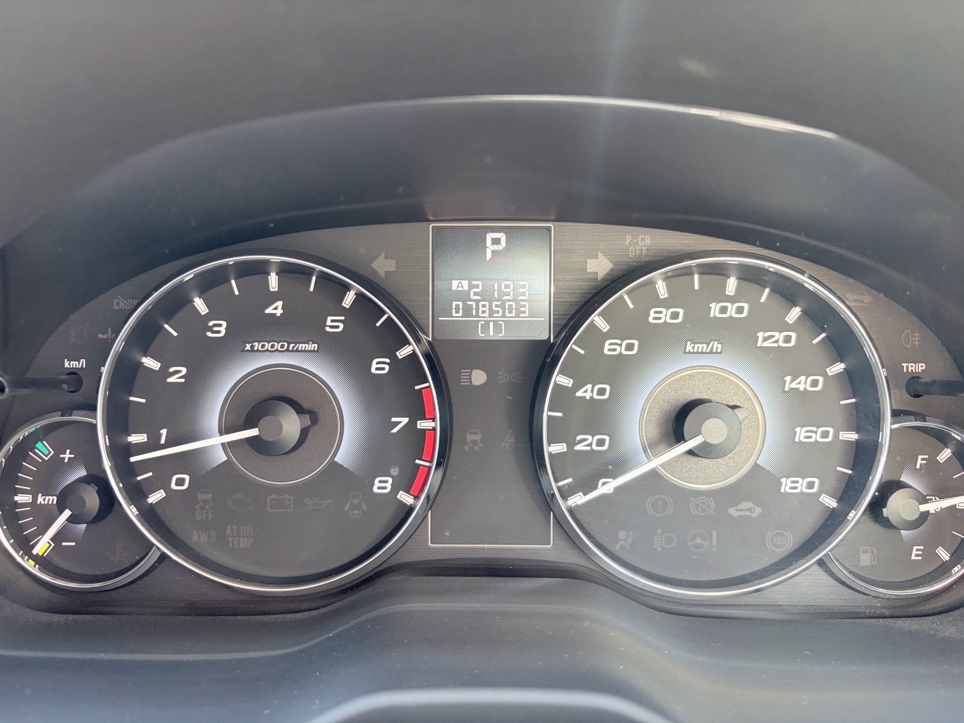 Vehicle photo 9