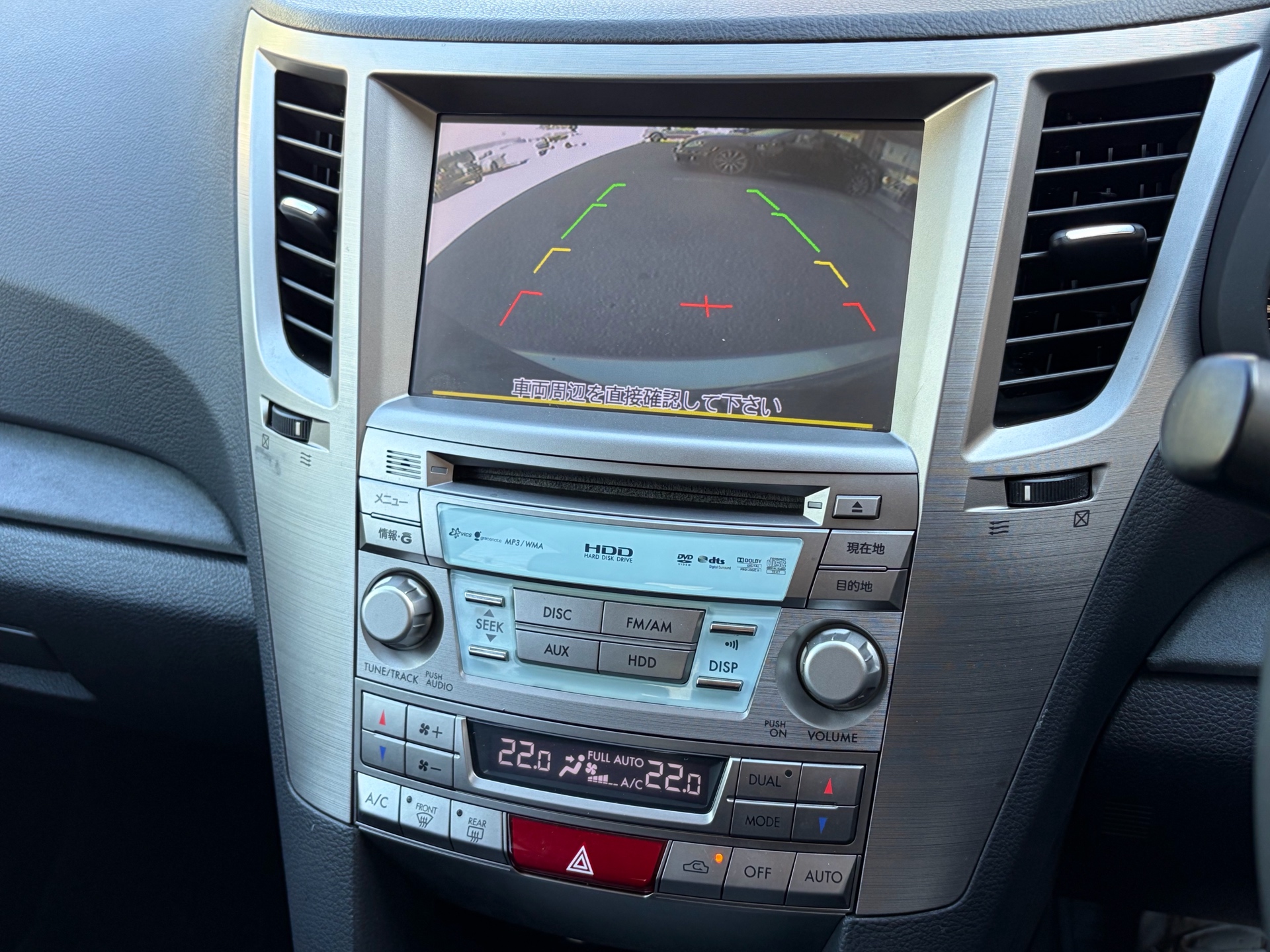Vehicle photo 9