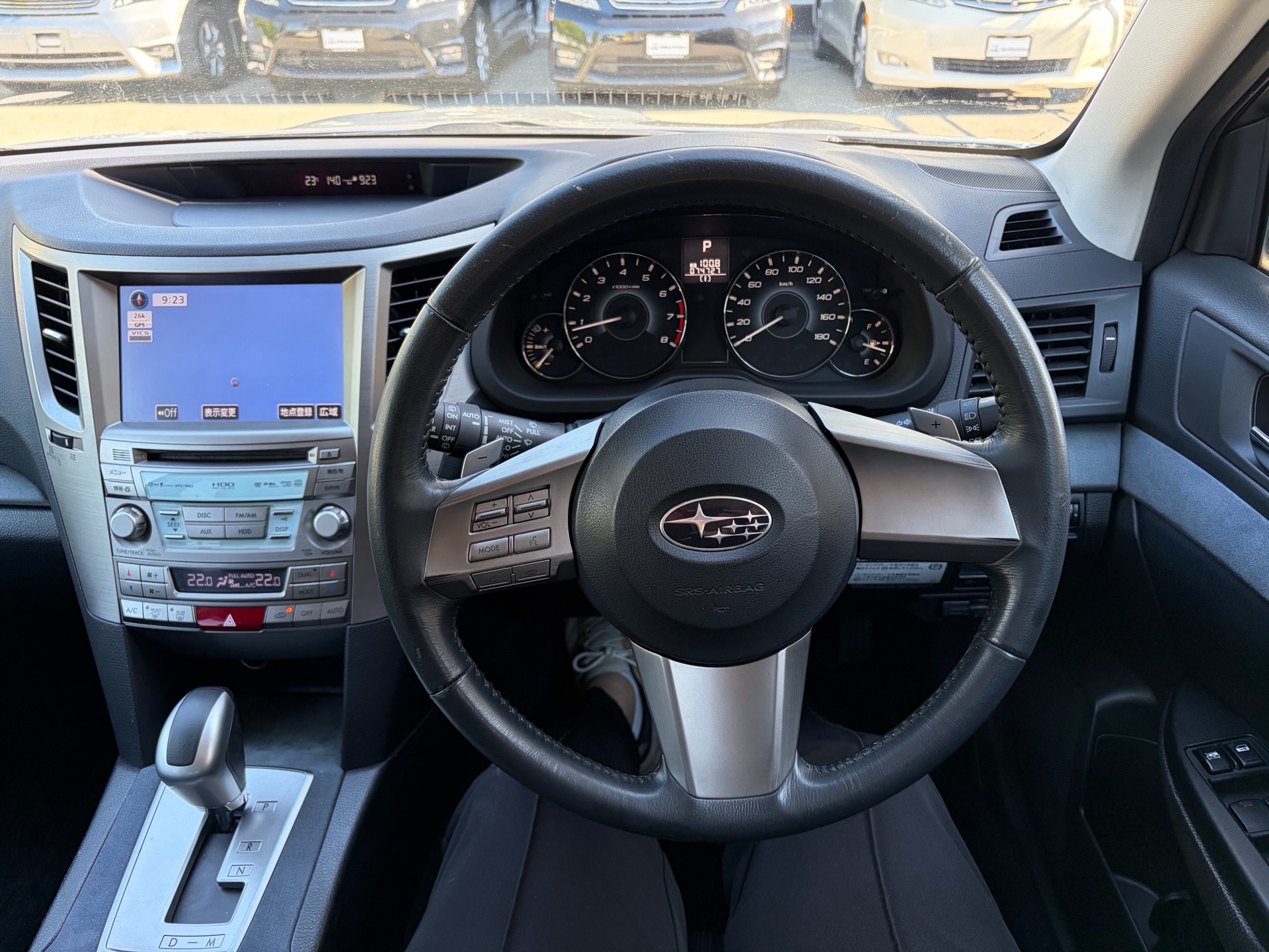 Vehicle photo 6