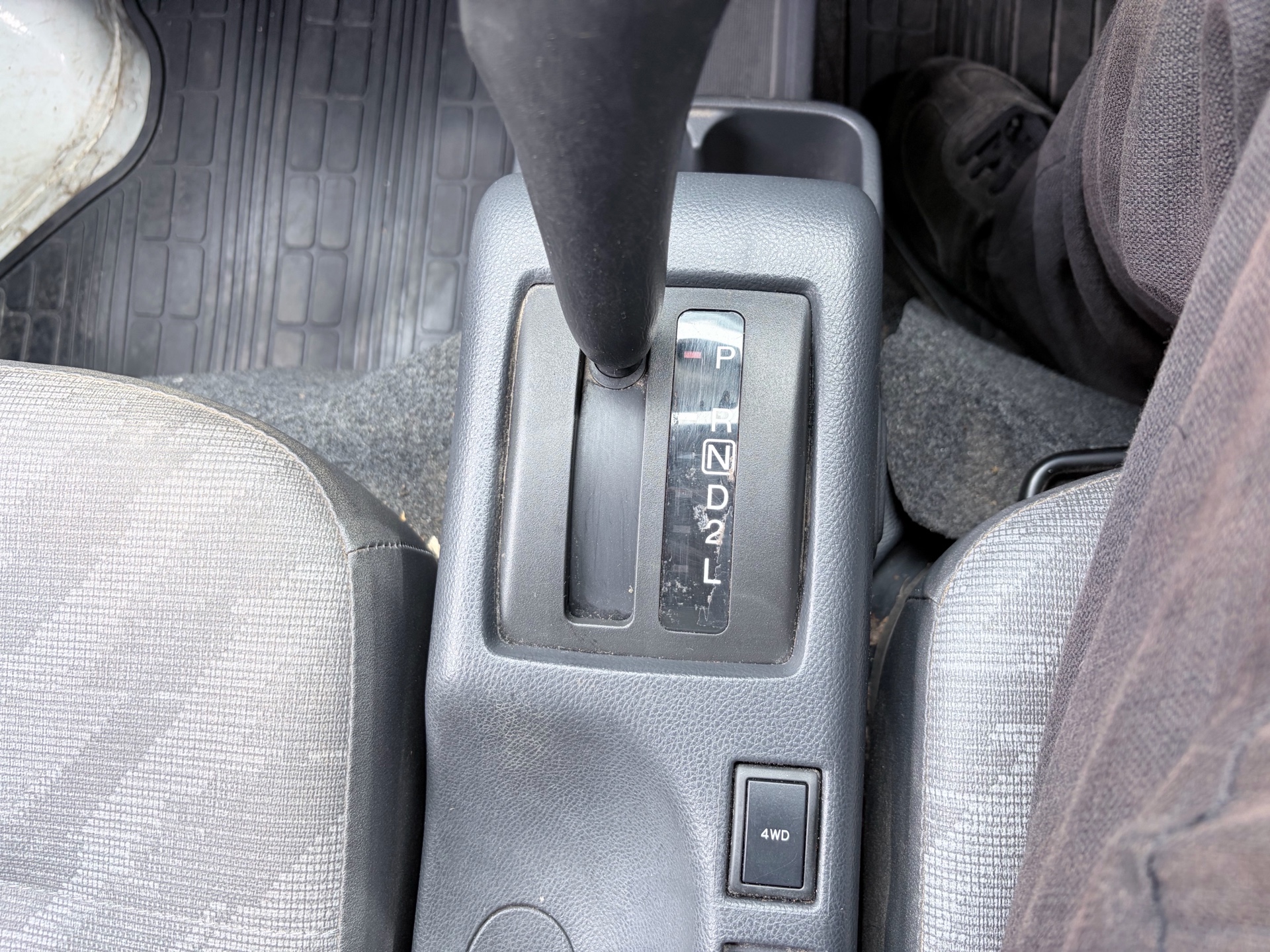 Vehicle photo 15