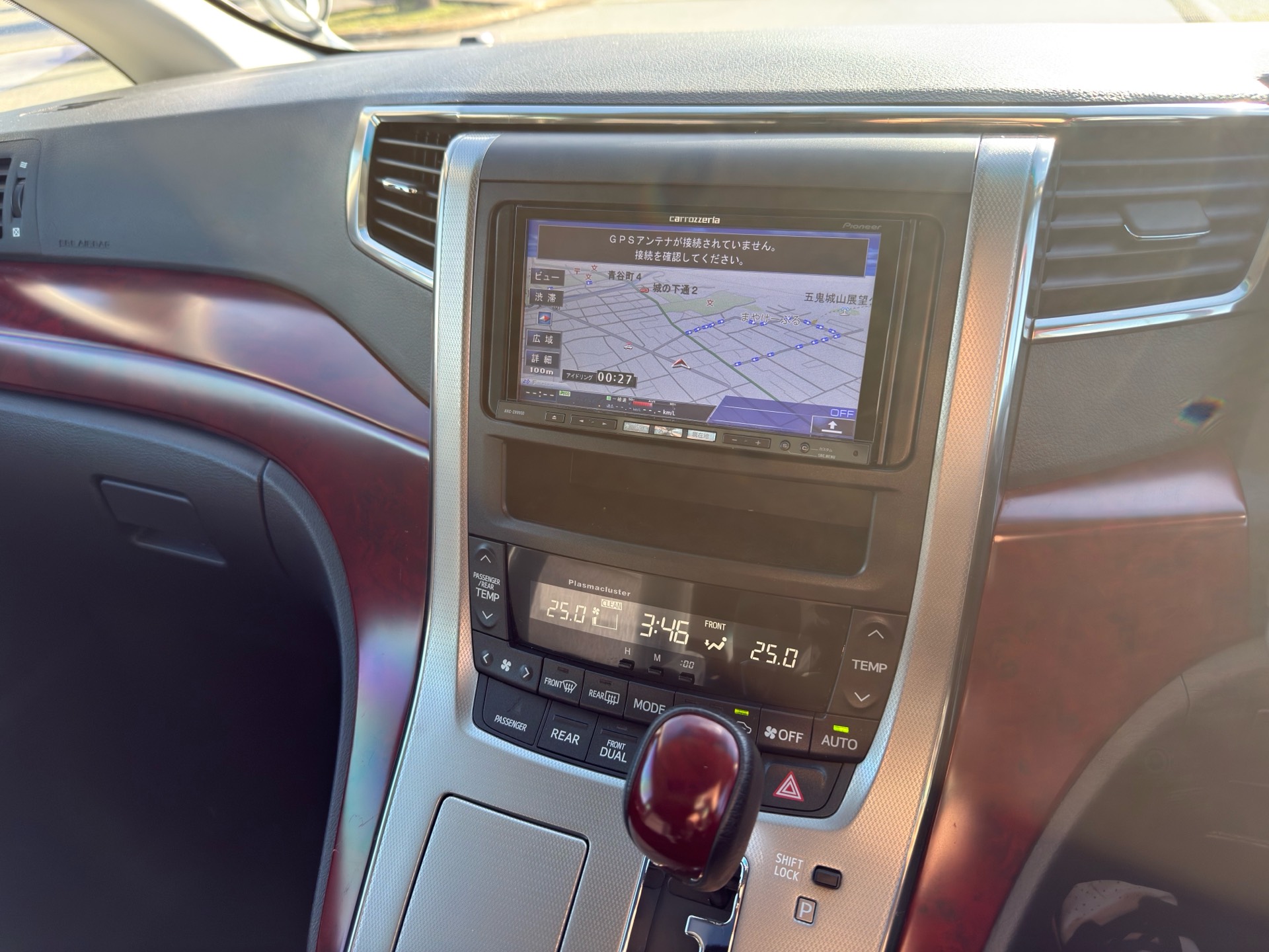 Vehicle photo 8