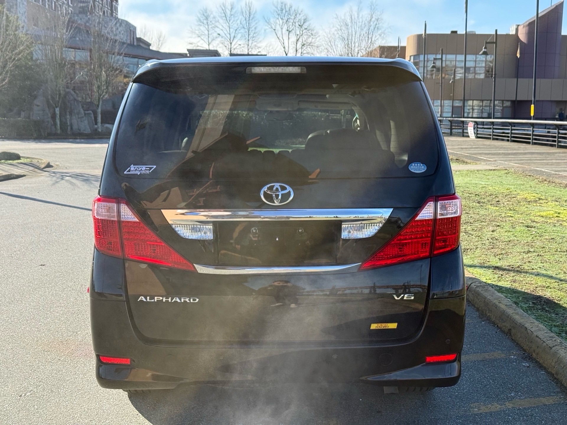 Vehicle photo 5