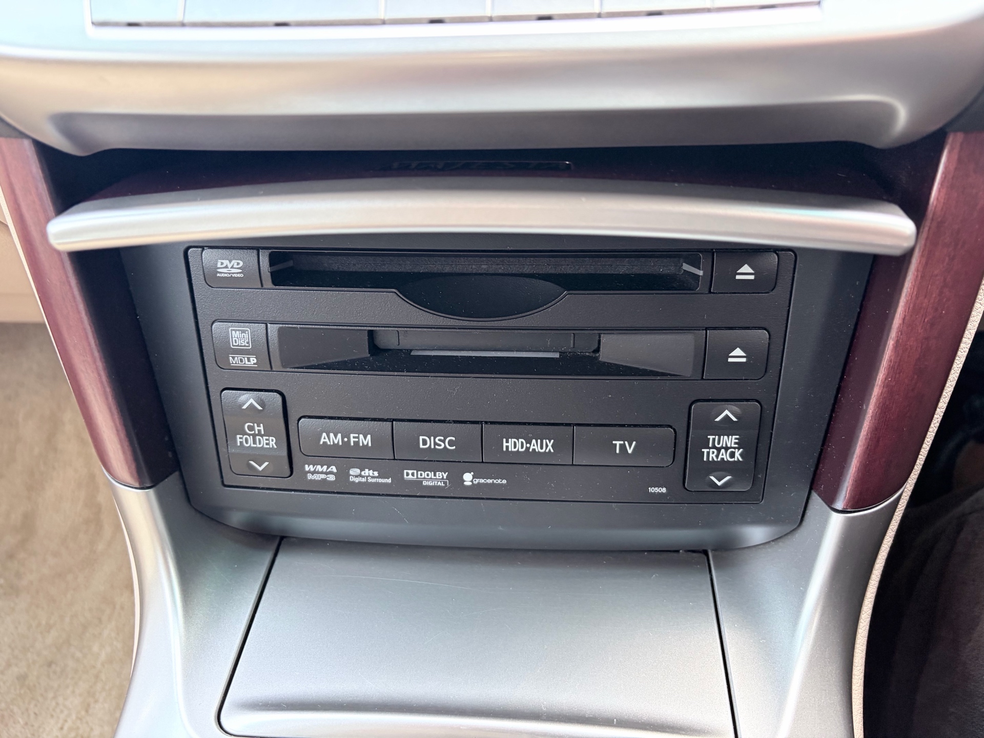 Vehicle photo 13
