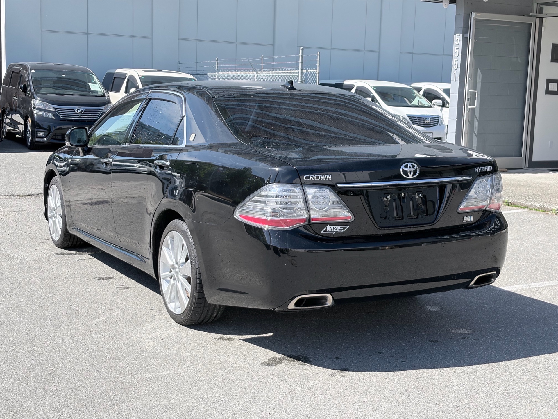 Vehicle photo 4