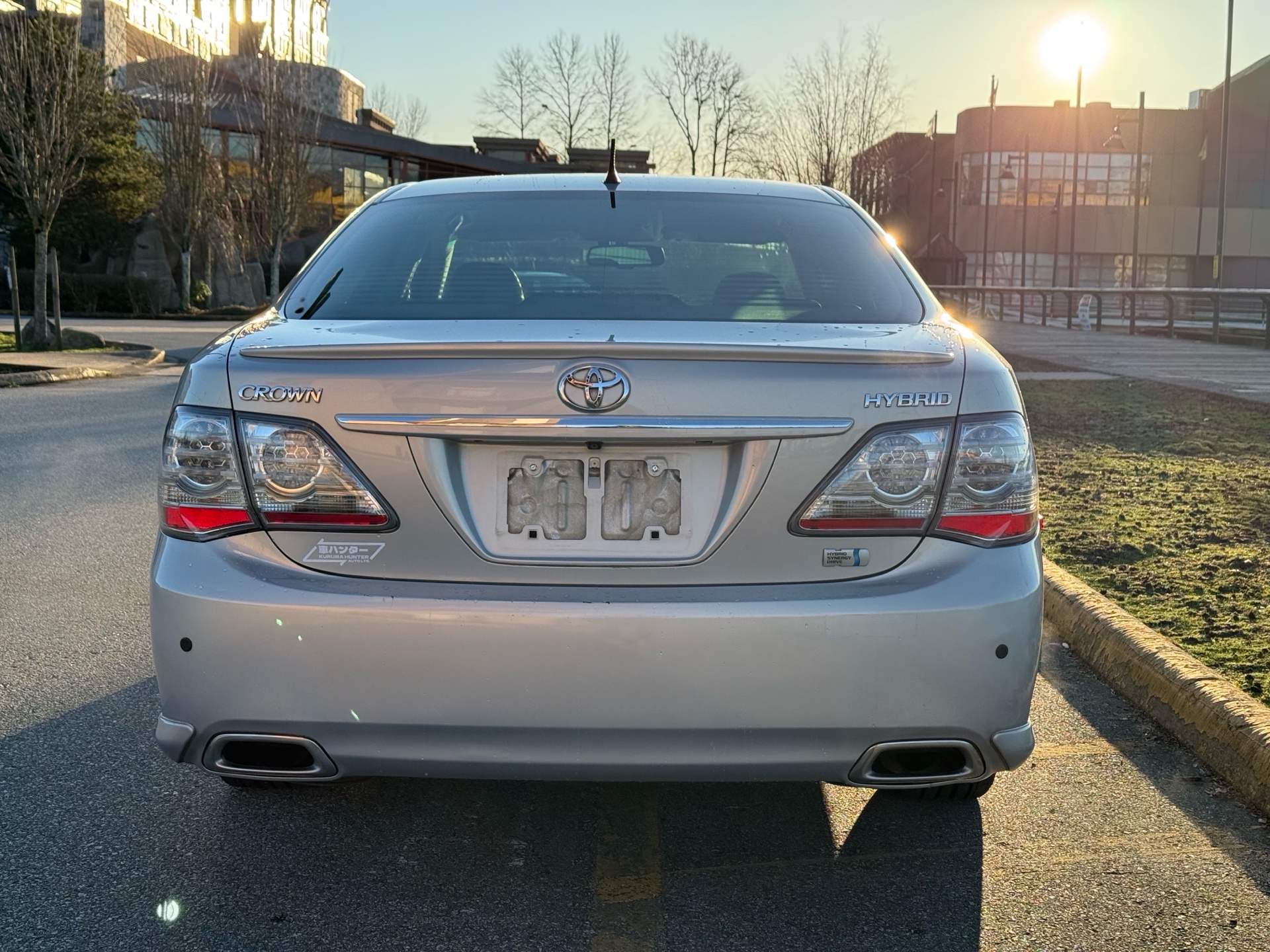 Vehicle photo 5