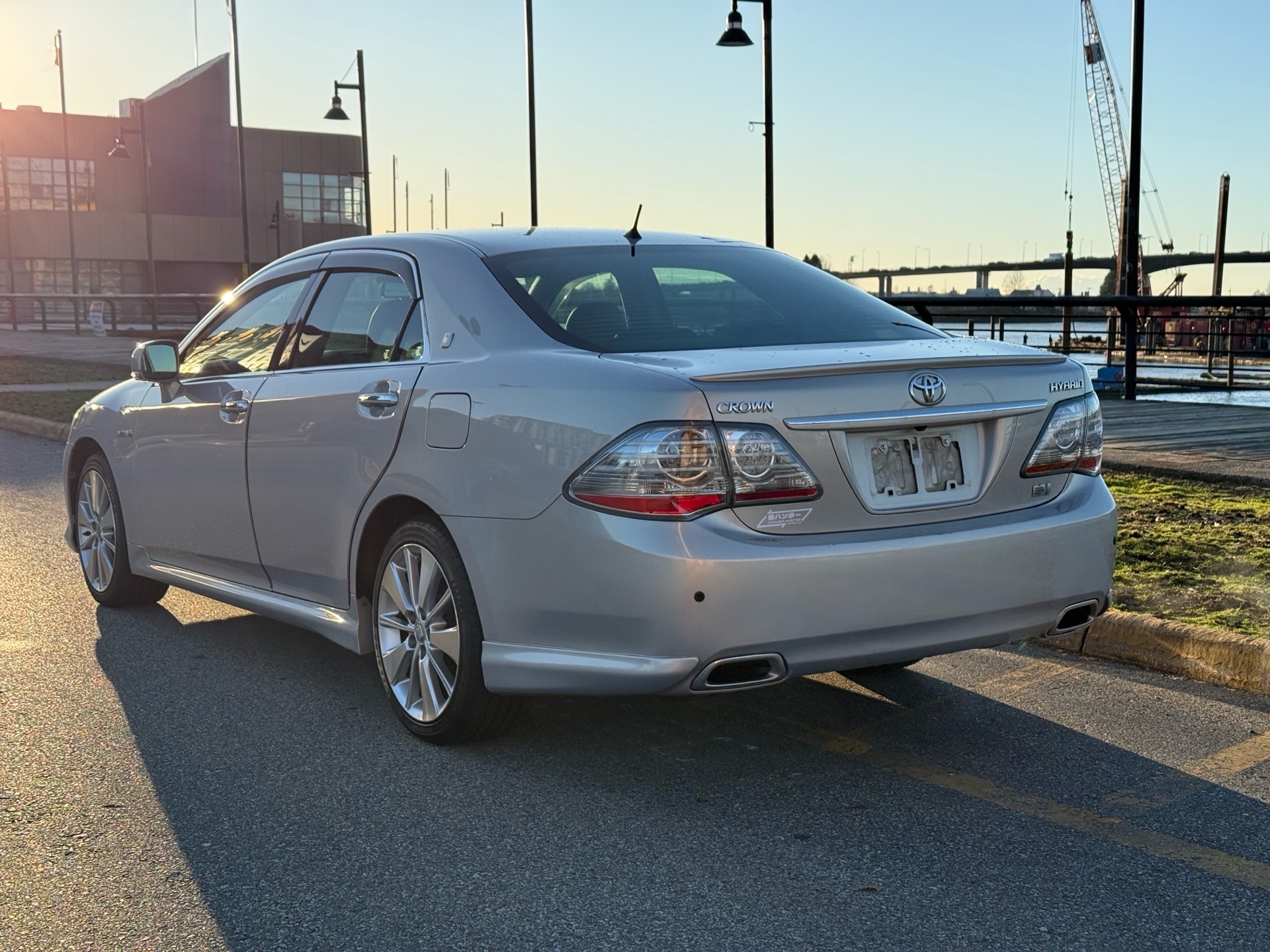 Vehicle photo 4