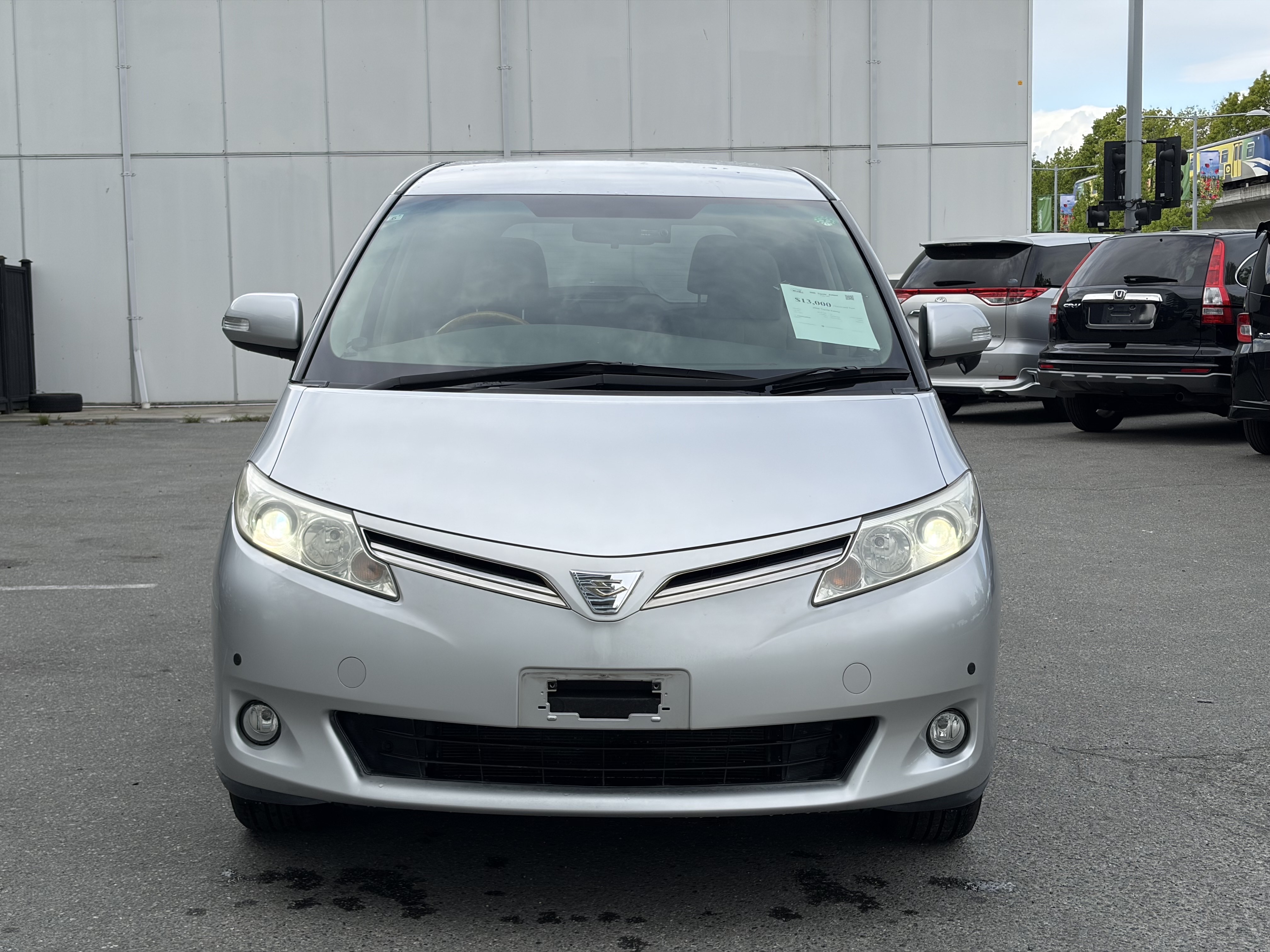 Vehicle photo 2