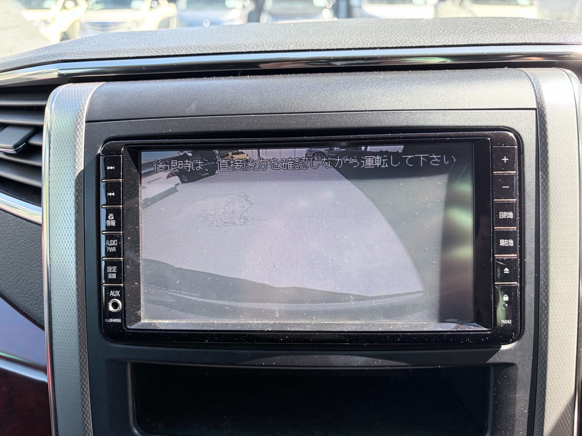 Vehicle photo 11
