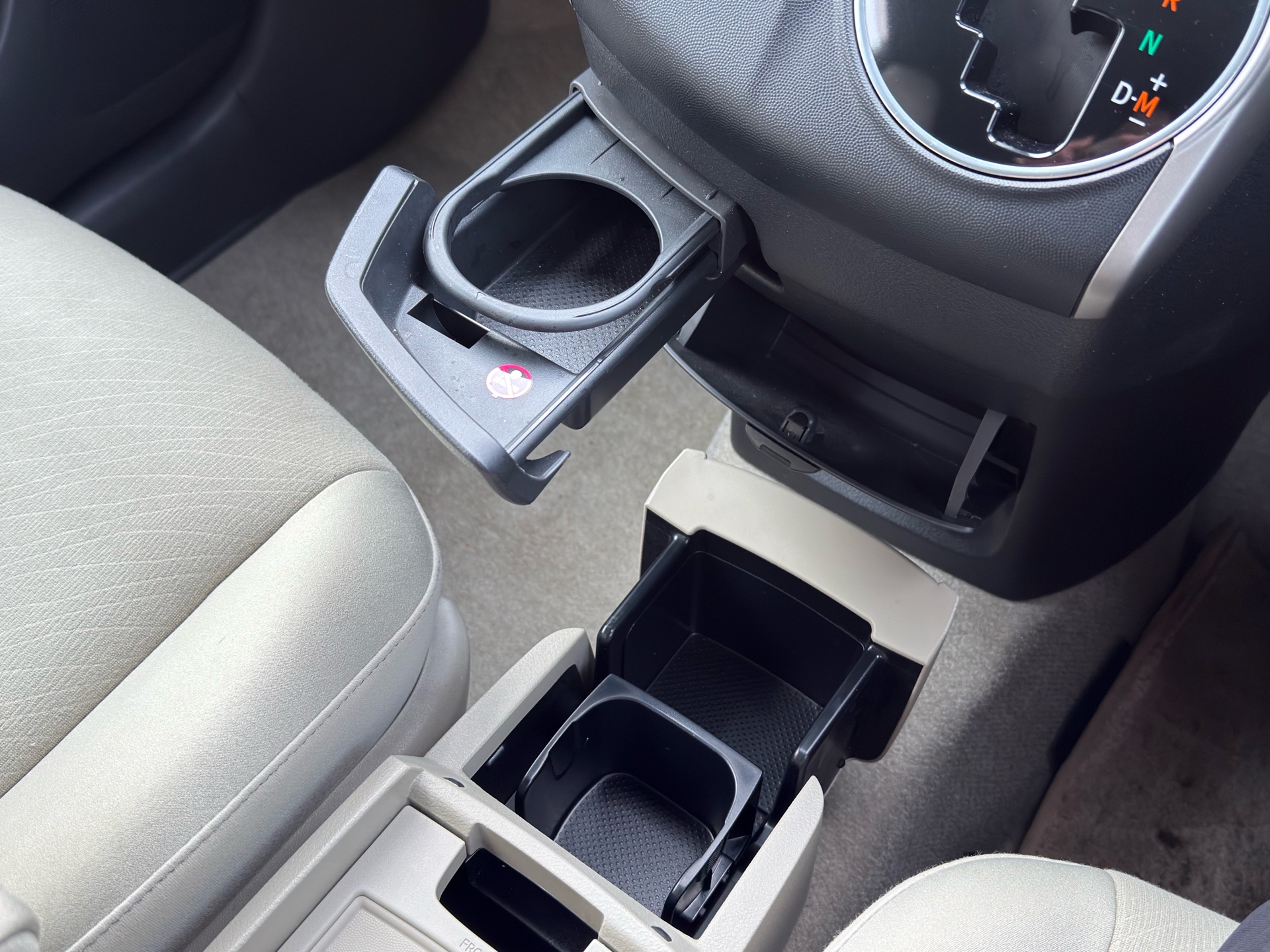 Vehicle photo 9