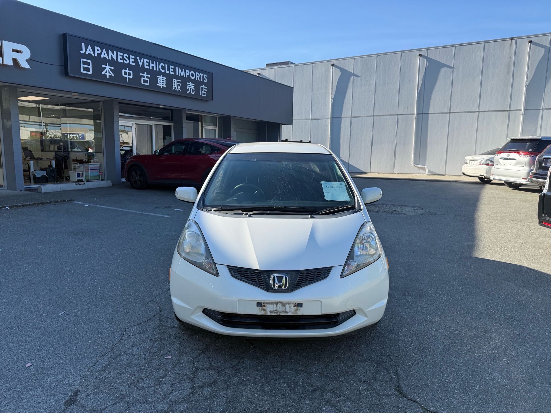 Vehicle photo 2