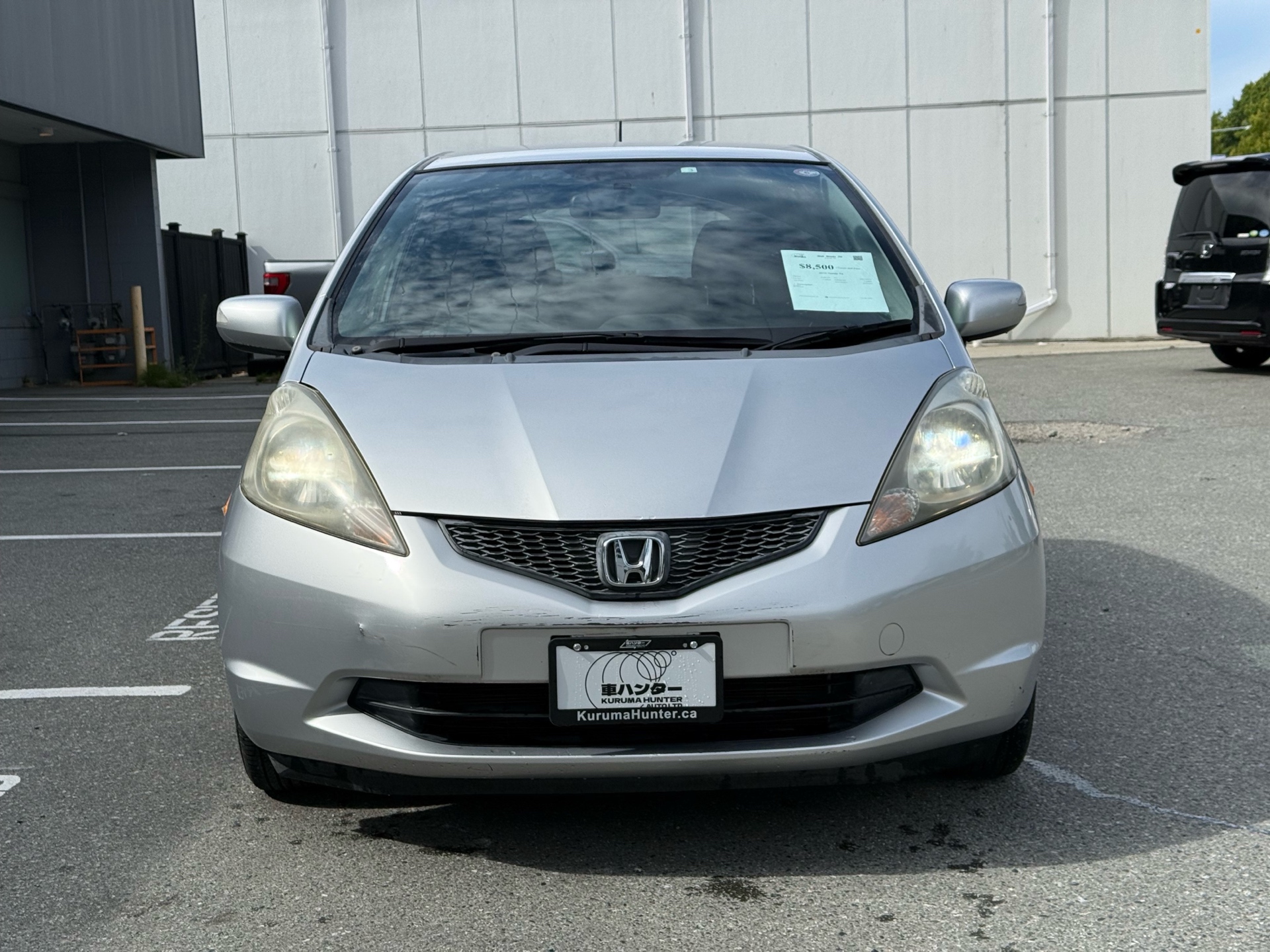 Vehicle photo 2