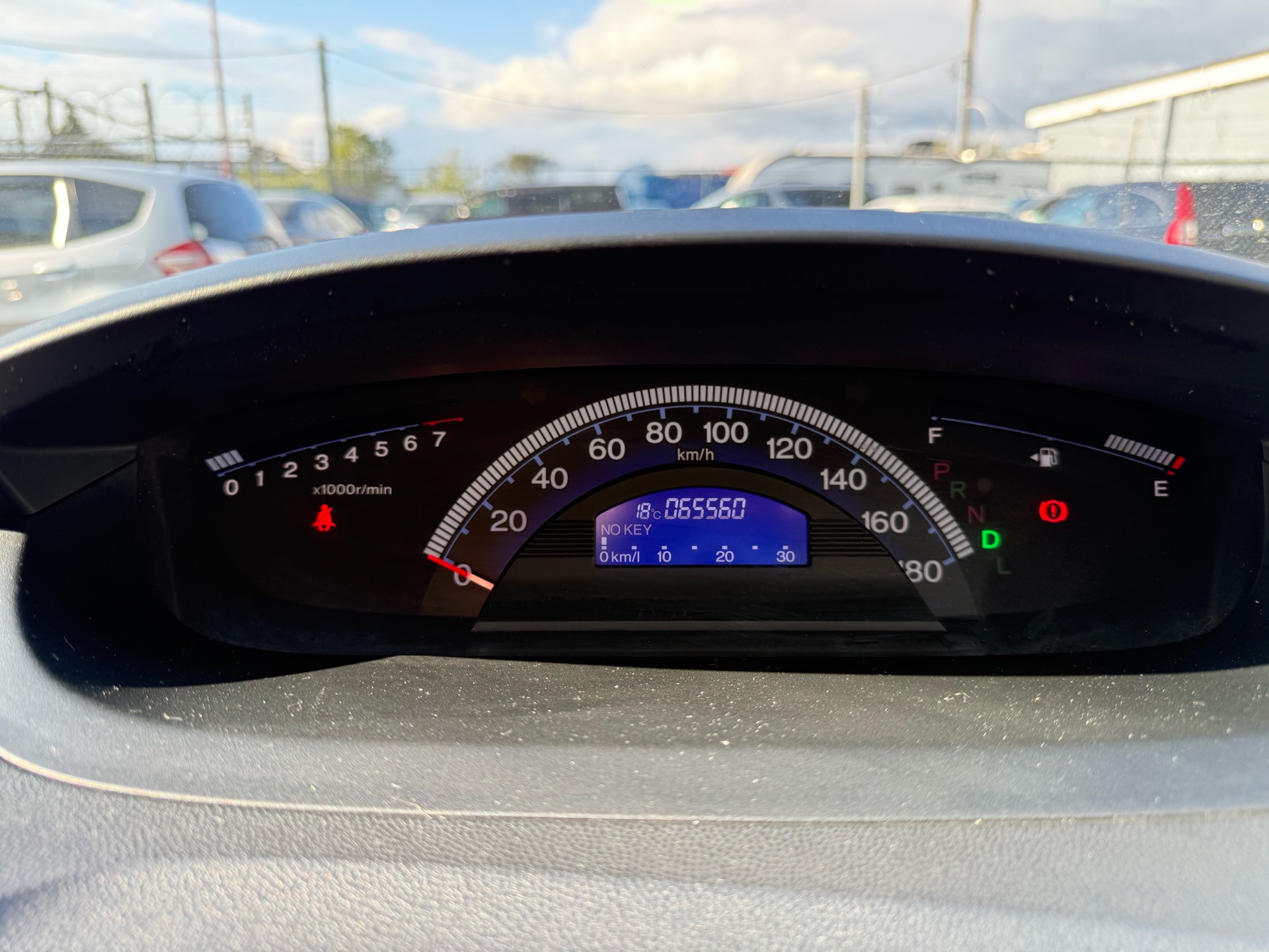 Vehicle photo 15